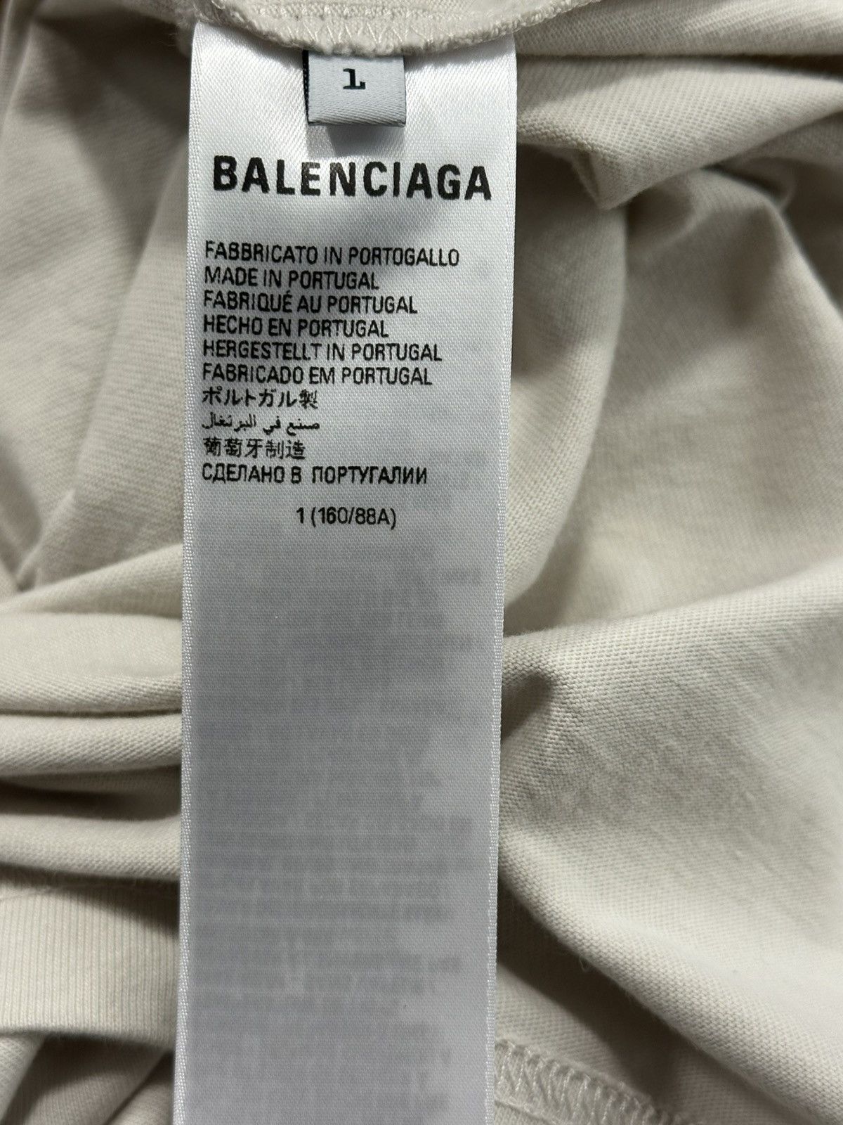 Balenciaga Balenciaga FW22 Be Different T-Shirt Size US L / EU 52-54 / 3 - 5 Thumbnail