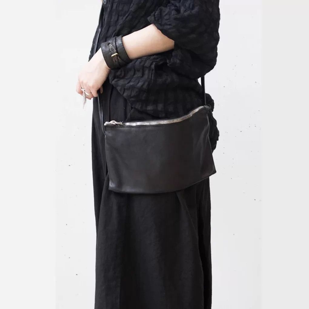 Guidi Guidi CLT01 New Square Horsehide 3-Color Shoulder Bag Size ONE SIZE - 3 Thumbnail