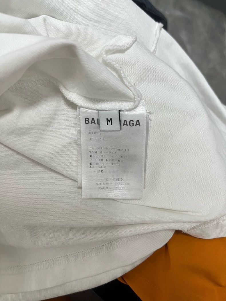 Balenciaga Balenciaga Plain white letter T-shirt Size US M / EU 48-50 / 2 - 4 Thumbnail