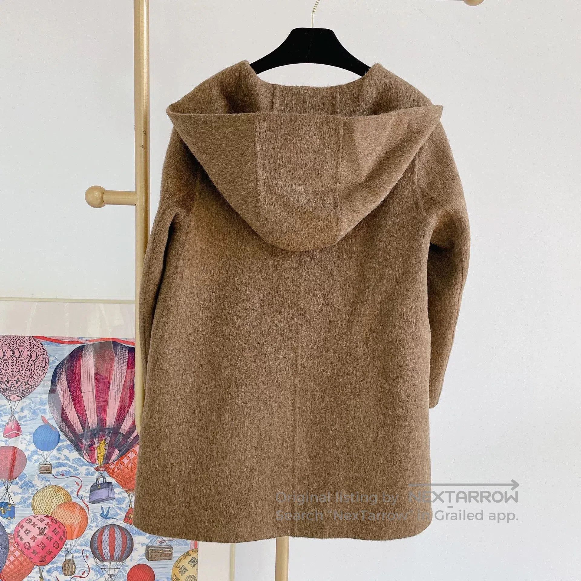 Dior christian dior beige wool coat size 34. Size US XS / EU 42 / 0 - 2 Thumbnail