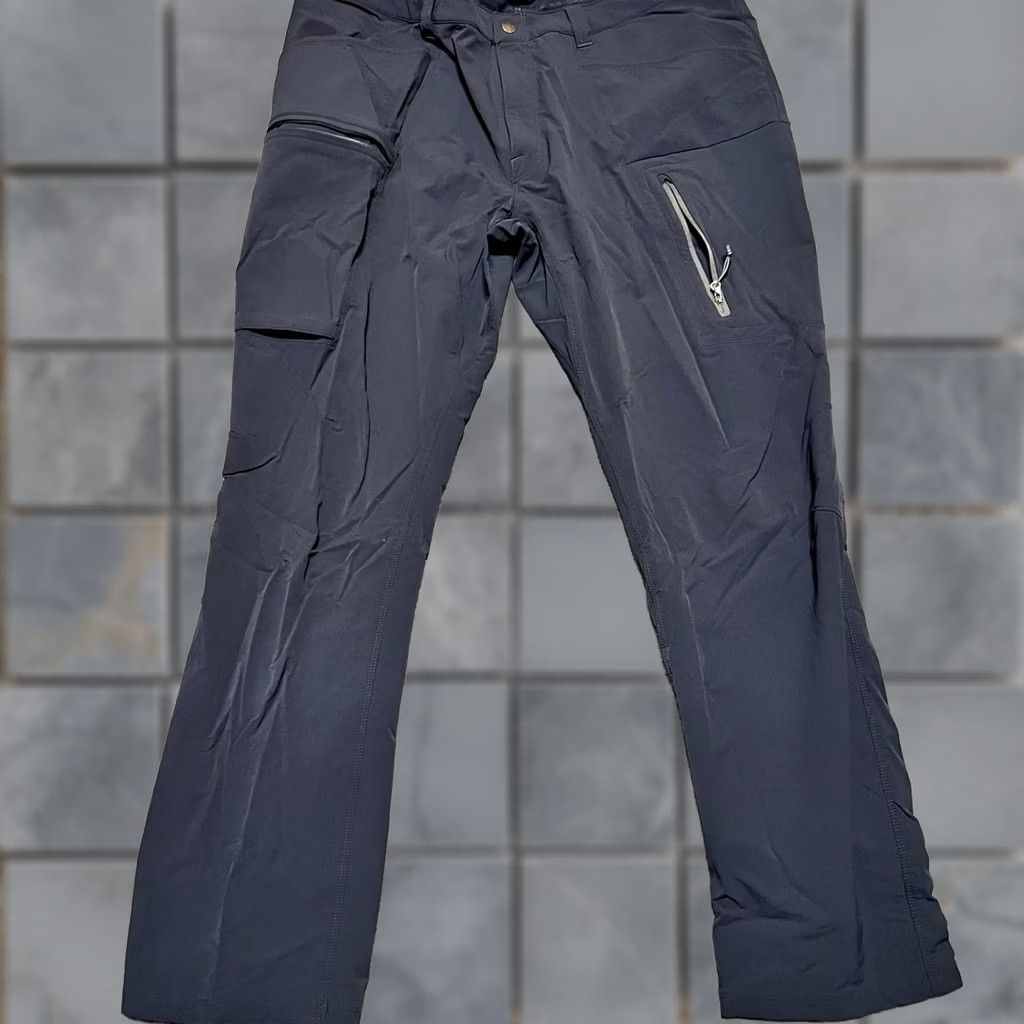The North Face The North Face Pants Mens 40 x31 Retrac Tech Blue Nylon Hiking Performance Chino Regular Inseam 31 Mens Blue Size US 40 / EU 56 - 1 Thumbnail