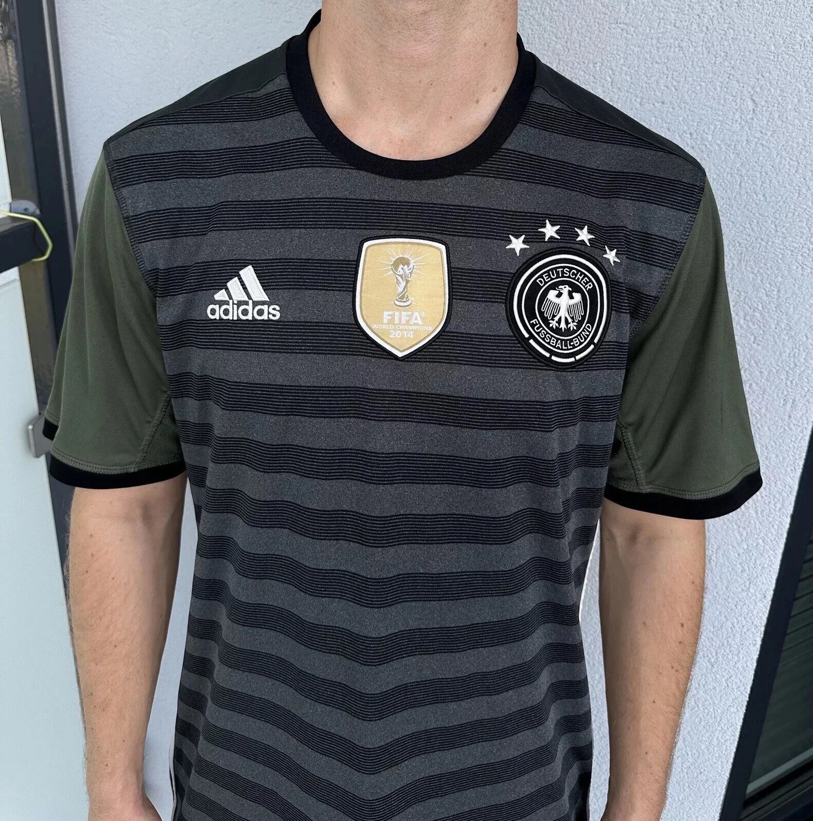 Adidas GERMANY NATIONAL 2015 2016 AWAY JERSEY SHIRT SOCCER FOOTBALL Size US L / EU 52-54 / 3 - 3 Thumbnail
