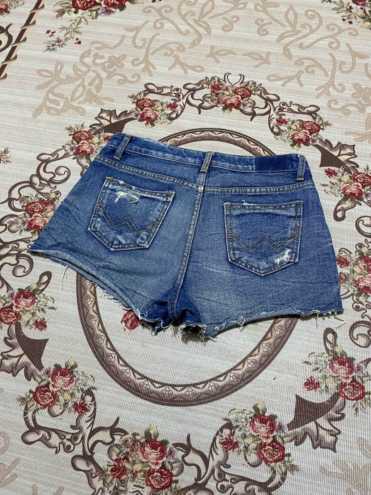 Acne Studios Acne Studios Short Jeans Size 28" / US 6 / IT 42 - 10 Thumbnail