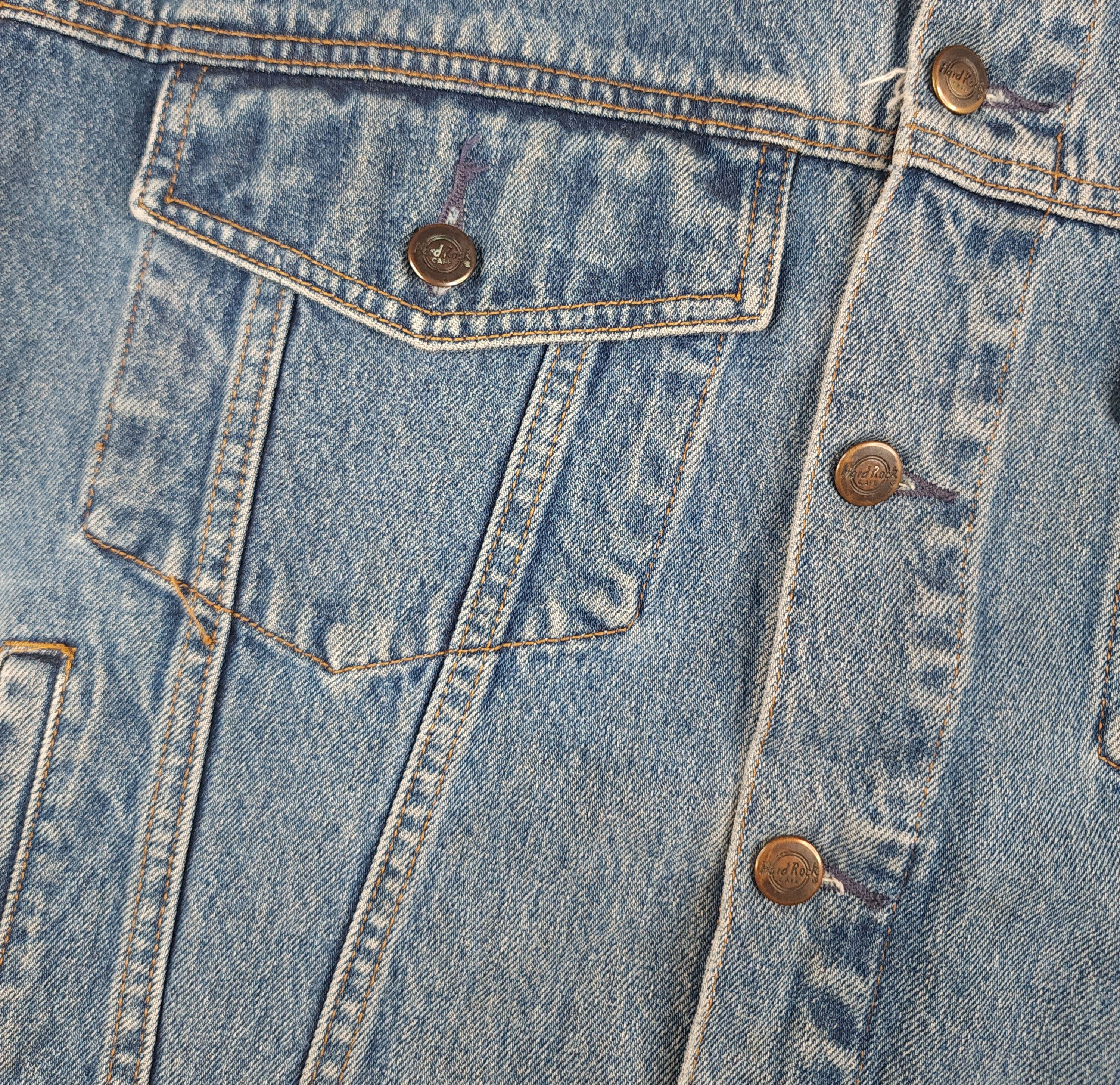 Hard Rock Cafe Vintage Hard Rock Cafe San Diego denim jacket Size L Size US L / EU 52-54 / 3 - 5 Thumbnail