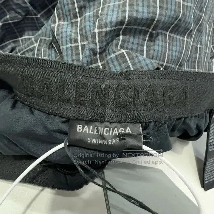 Balenciaga Balenciaga Plaid Mid Rise Beach Shorts for Men. Size US 27 - 5 Thumbnail