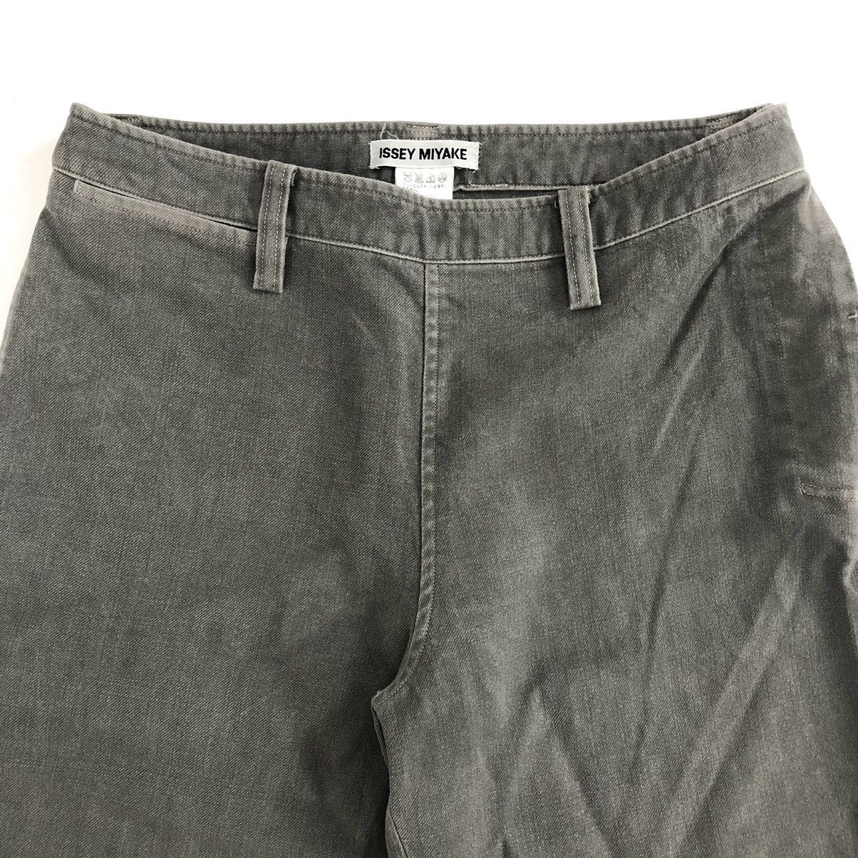 Issey Miyake × Japanese Brand Vintage Issey Miyake Short Pants Size US 28 / EU 44 - 7 Thumbnail