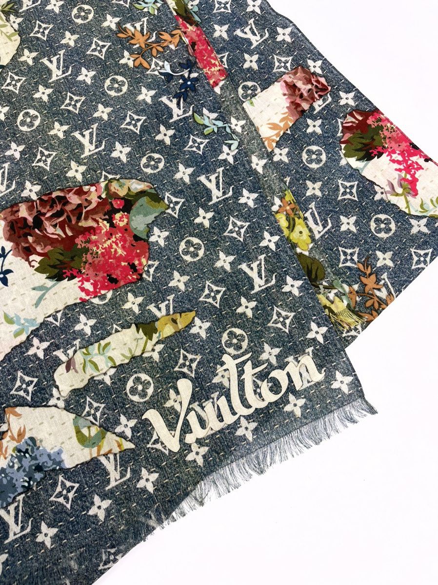 Louis Vuitton VIRGIL ABLOH FLOWER MONOGRAM PRINT SCARFT Size ONE SIZE - 3 Thumbnail