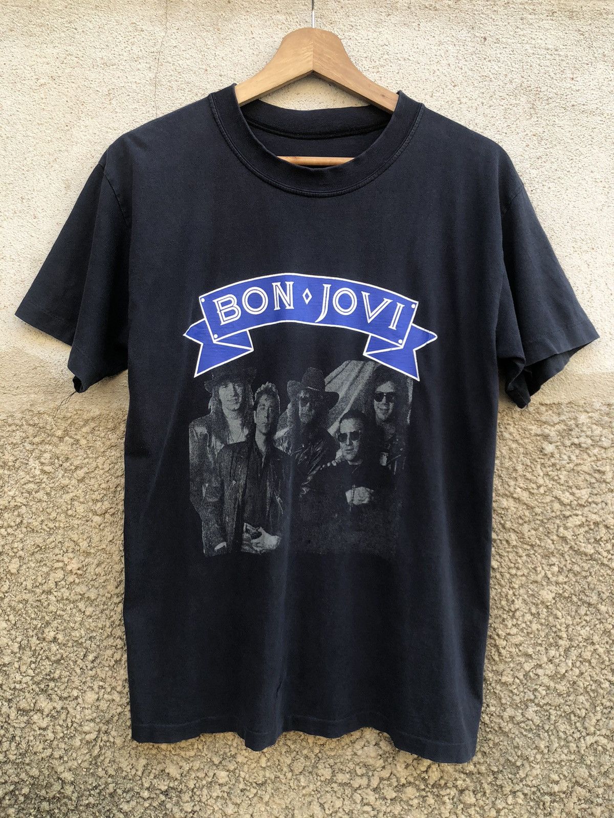 Band Tees Vintage 80s Bon Jovi Album Tshirt Distressed Size US M / EU 48-50 / 2 - 1 Thumbnail