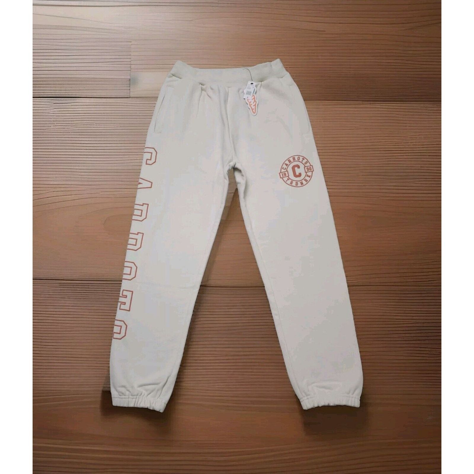 Carrots by Anwar Carrots Carrots By Anwar Carrots Wordmark Jogger Embroidered Cream S Size US 28 / EU 44 - 3 Thumbnail