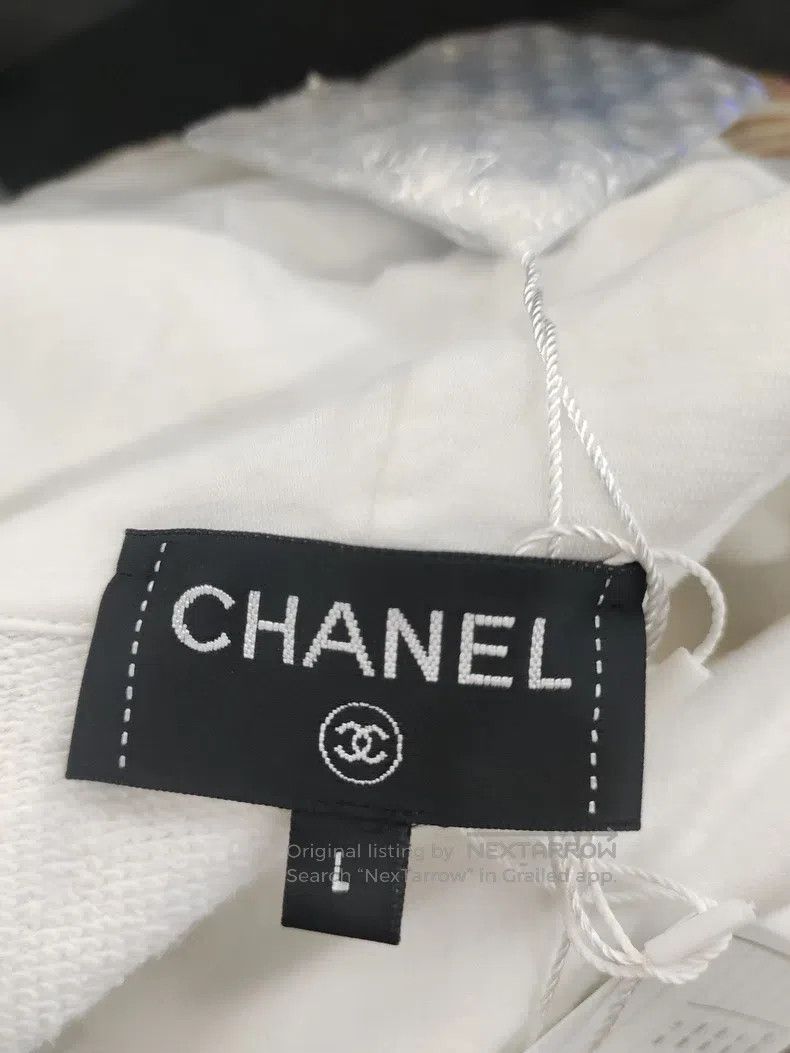 Chanel Chanel White graffiti sweatshirt jacket Size L / US 10 / IT 46 - 3 Thumbnail