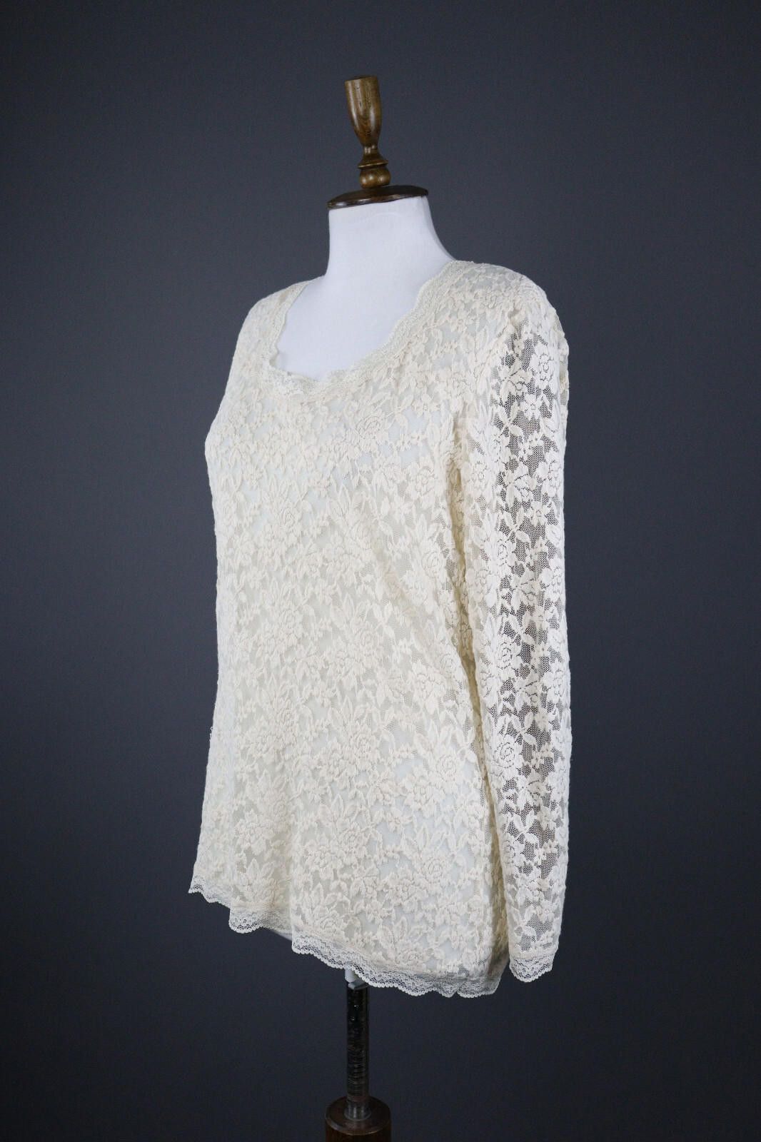 Designer Marc Cain White Floral Embroidered Pullover Shirt Size L Size L / US 10 / IT 46 - 1 Thumbnail