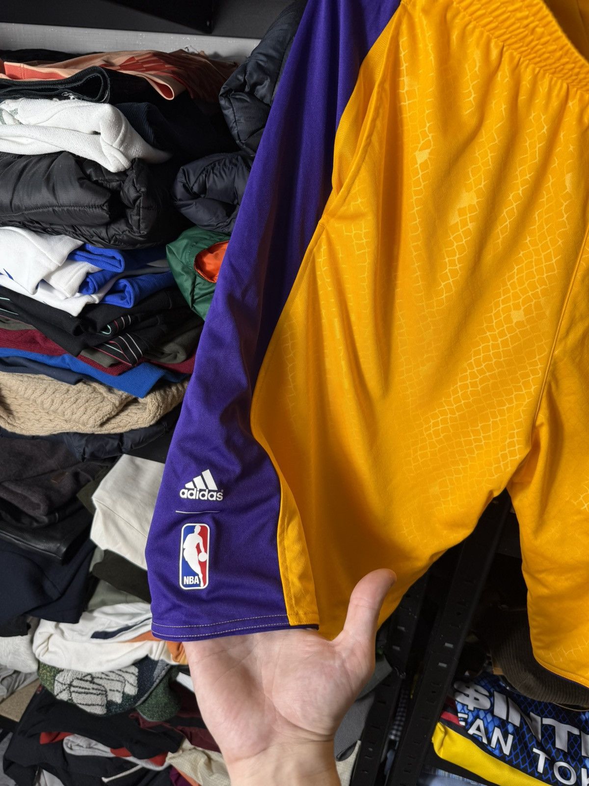 Adidas Vintage Adidas Los Angeles Lakers NBA Basketball Shorts Size US 34 / EU 50 - 4 Thumbnail