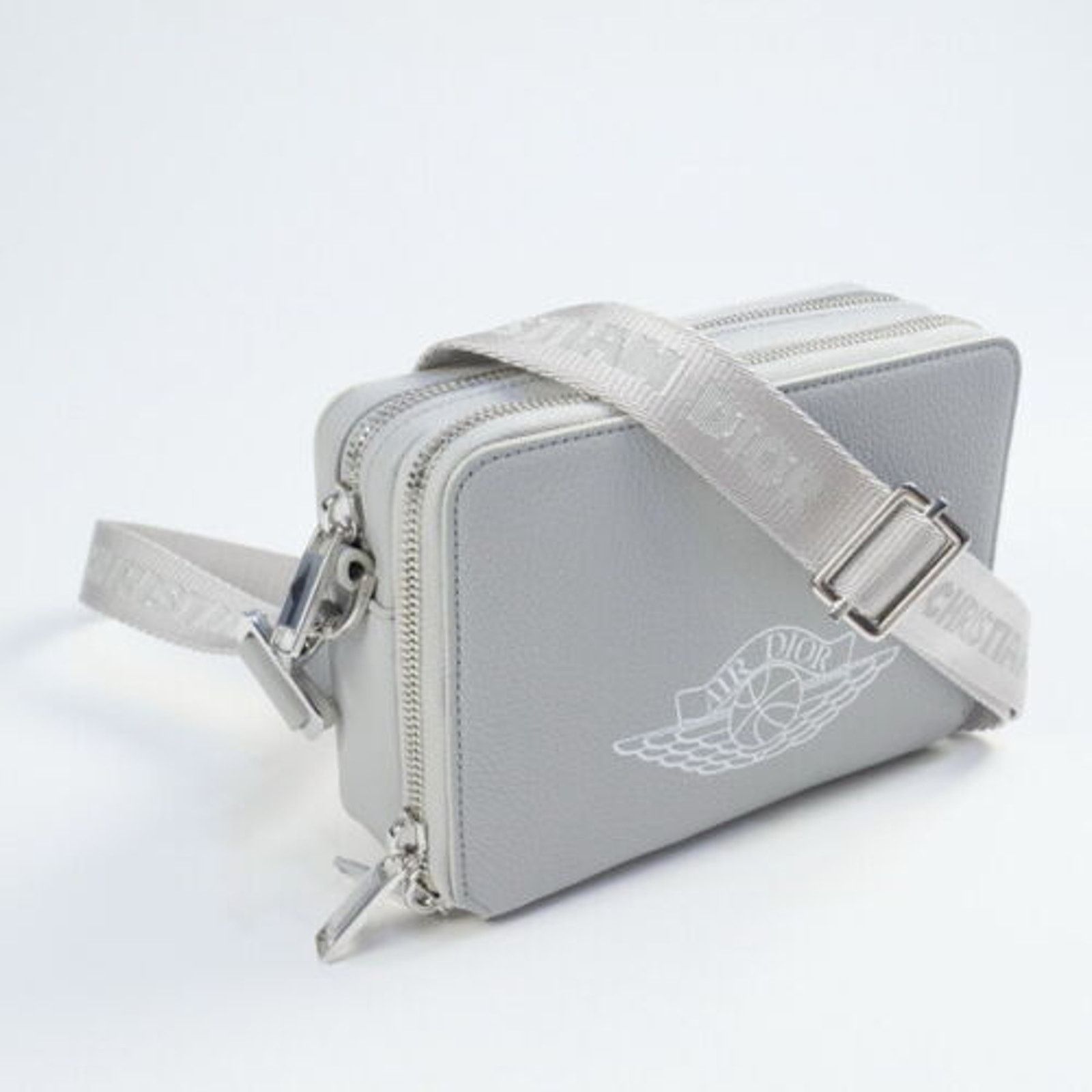 Dior Air Dior Jordaan White Logo Small Zipped Around Compact Bag Size ONE SIZE - 3 Thumbnail
