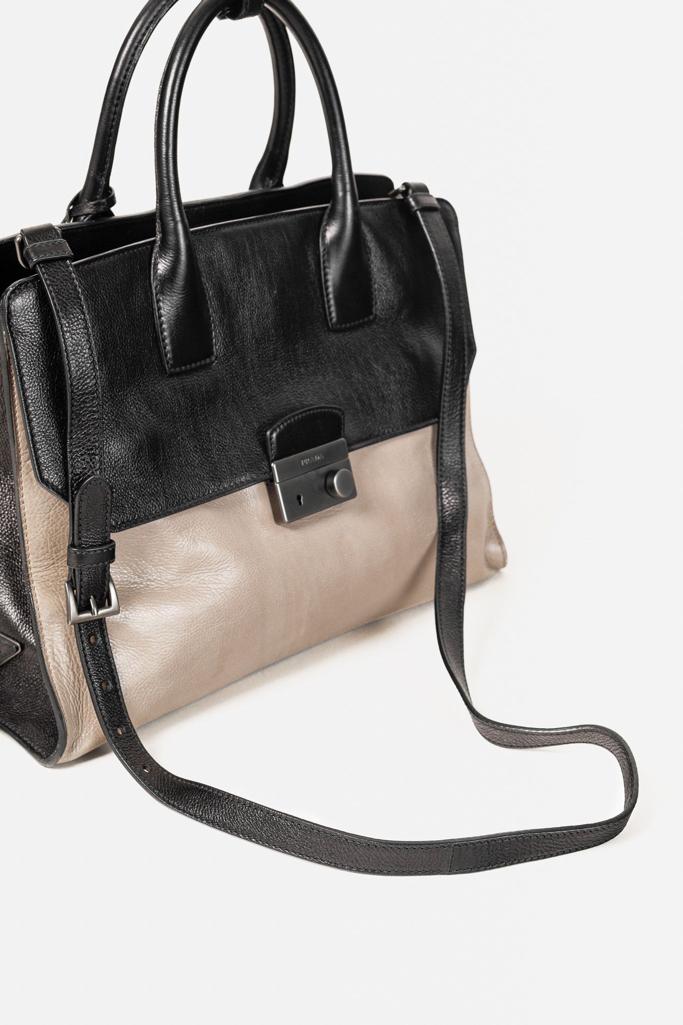 Prada Prada Pomice & Nero Glace Calf Leather Two-Tone Tote Size ONE SIZE - 7 Thumbnail