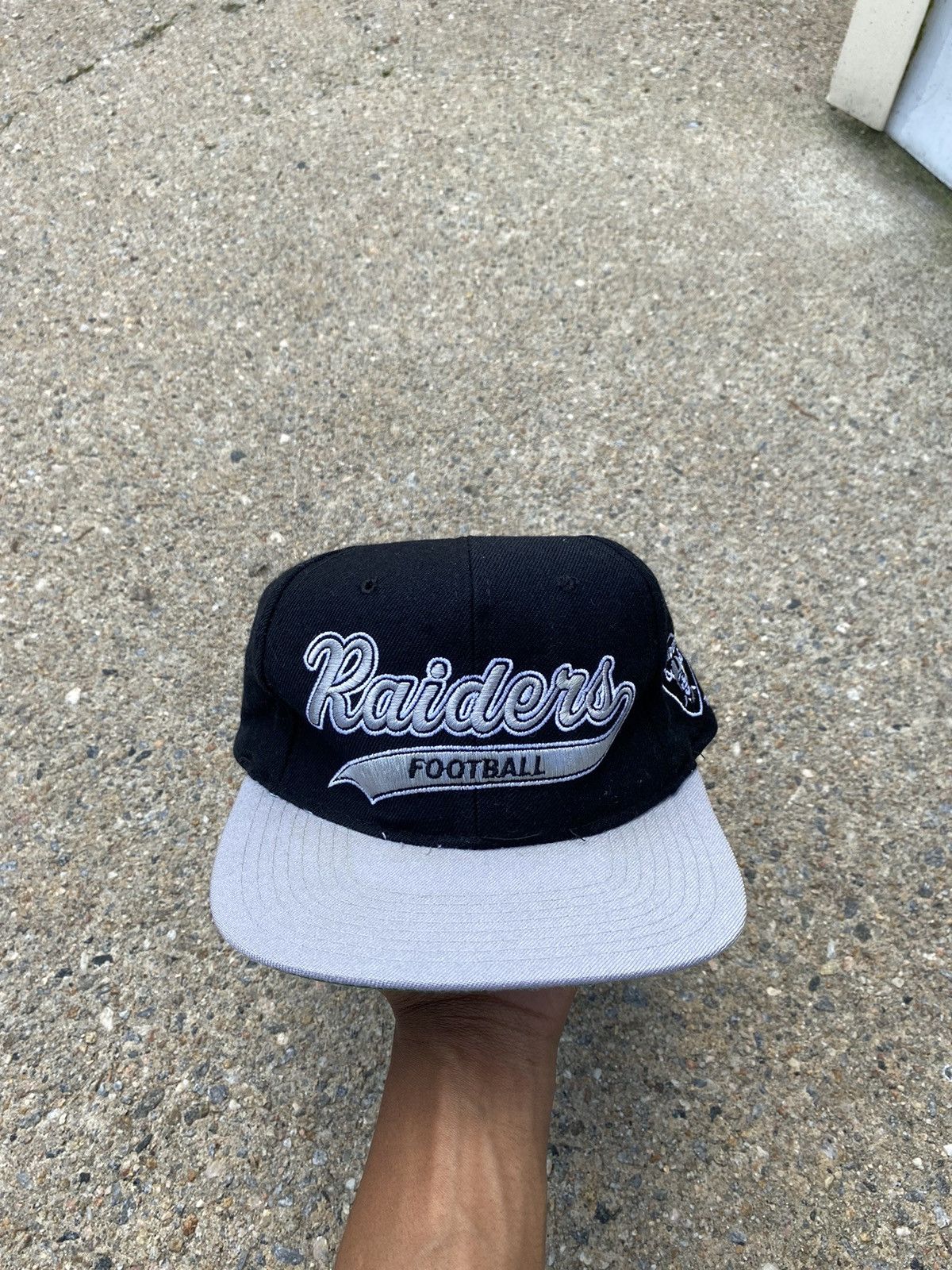 NFL × Starter × Vintage Vintage 1990s Los Angeles Lakers starter hat Size ONE SIZE - 1 Thumbnail
