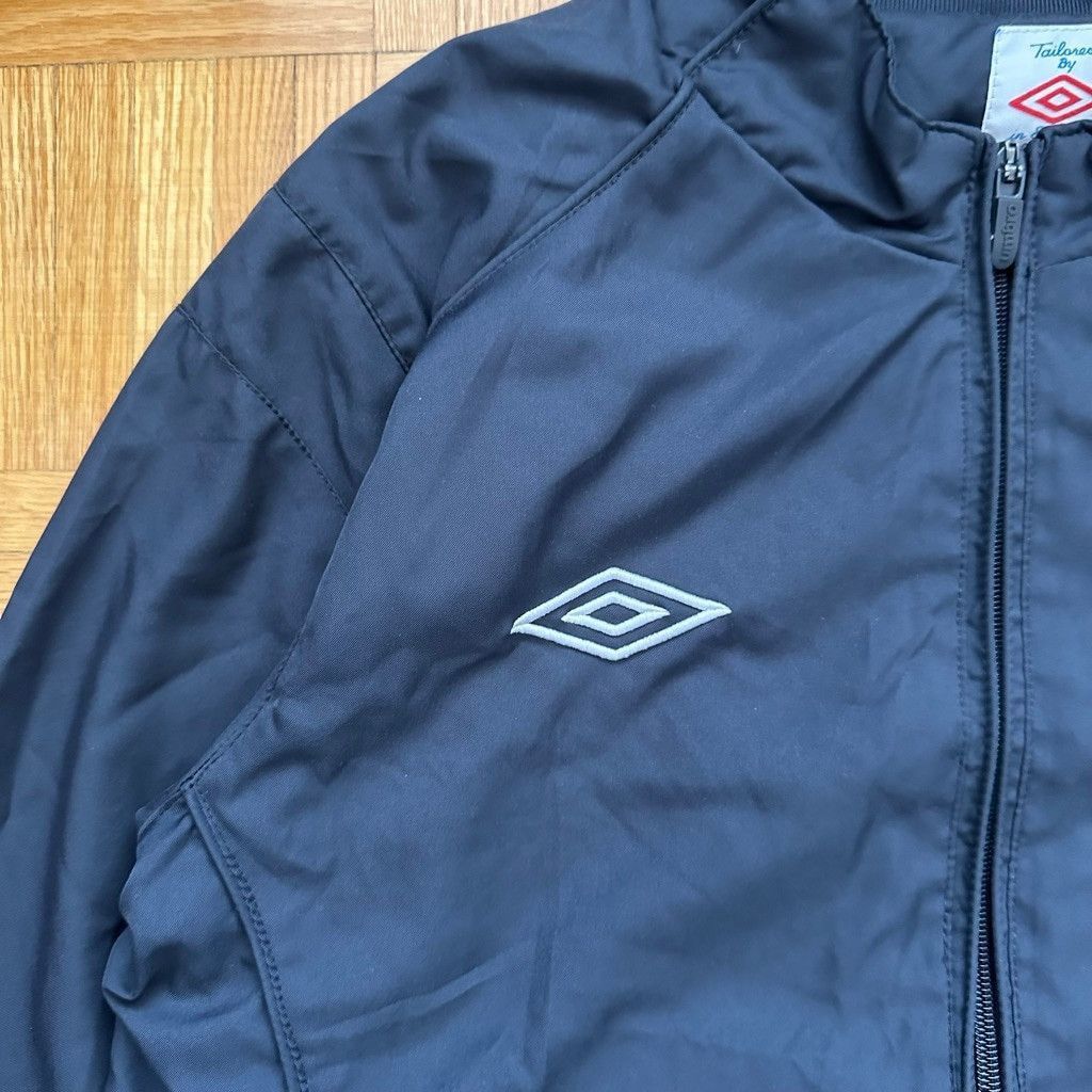 Umbro Umbro Manchester City 2010-11 lightweight windbreaker jacket Size US M / EU 48-50 / 2 - 3 Thumbnail