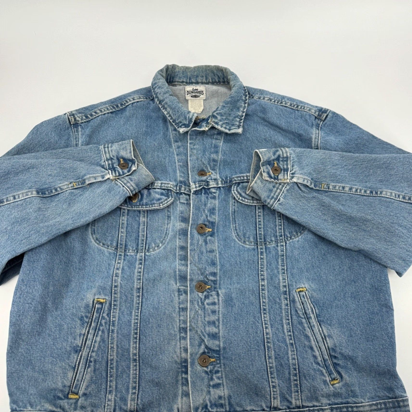 Vintage VINTAGE Lee Dungarees Denim Jacket Blue Trucker Style Large XL Bomber Jacket Mens Button-Down Collar Pockets Workwear Casual Size US 36 / EU 52 - 4 Thumbnail