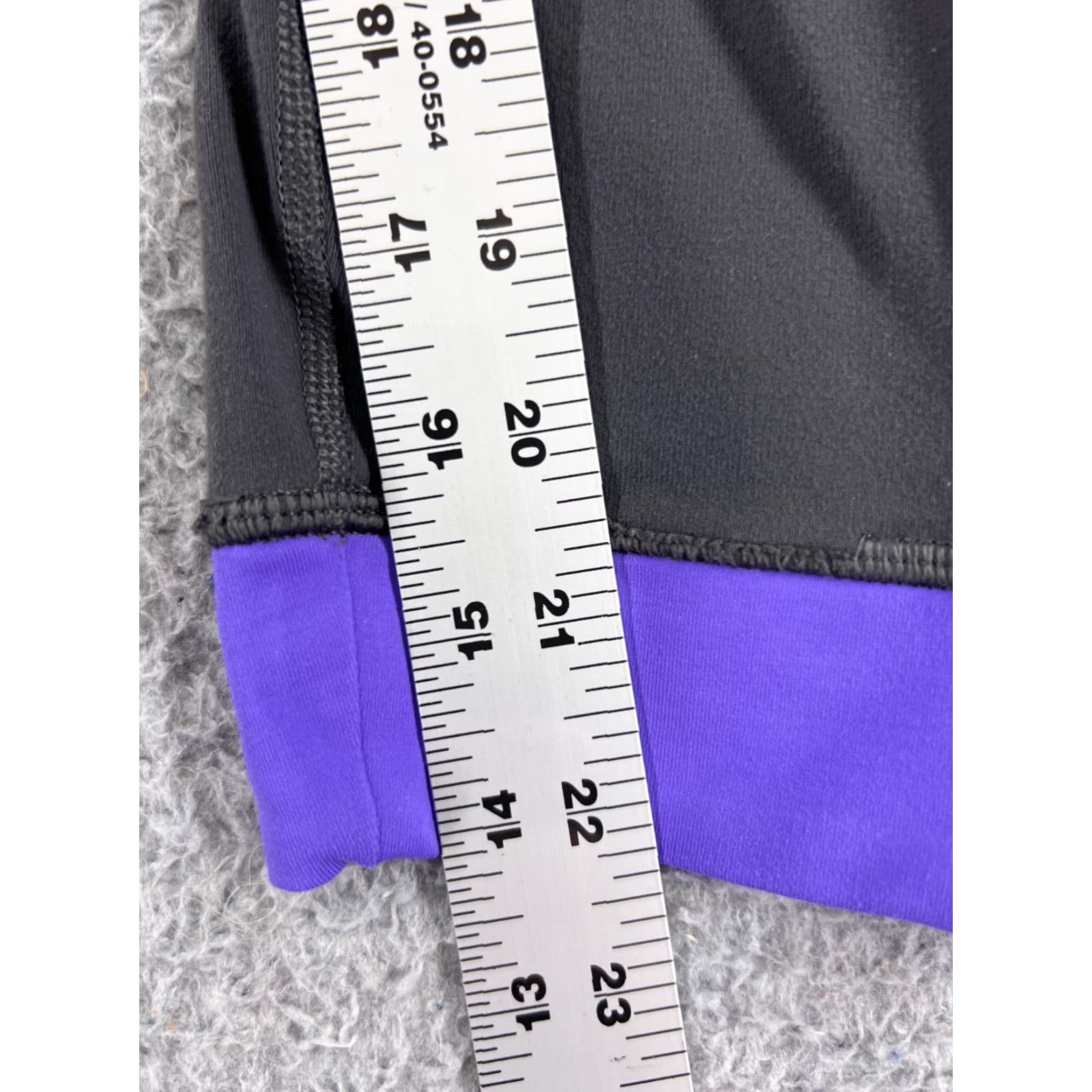 Lululemon Lululemon Womens Pants Cropped Activewear Yoga 4 Gray Purple Stretch Athleisure 24 Inch Size 27" / US 4 / IT 40 - 6 Thumbnail