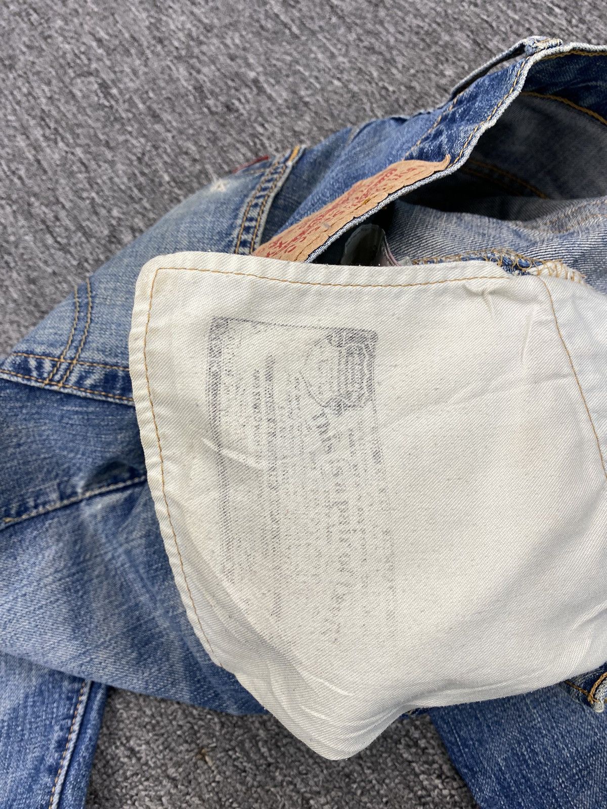 Levi's × Vintage Vintage Levis 501 Straight cut Size US 28 / EU 44 - 13 Thumbnail