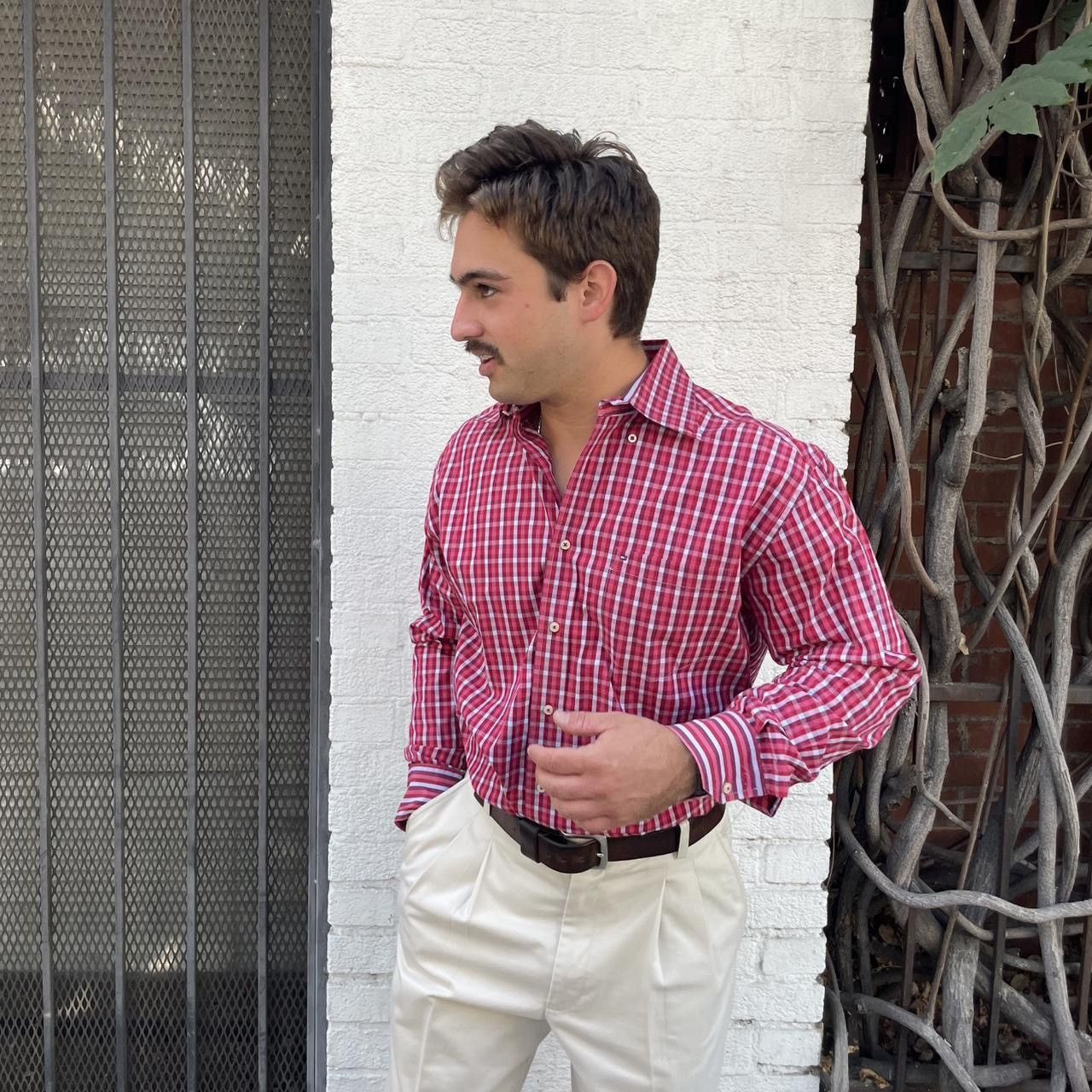Tommy Hilfiger Tommy Hilfiger 80s style Red plaid button down shirt sz M Size US M / EU 48-50 / 2 - 1 Thumbnail
