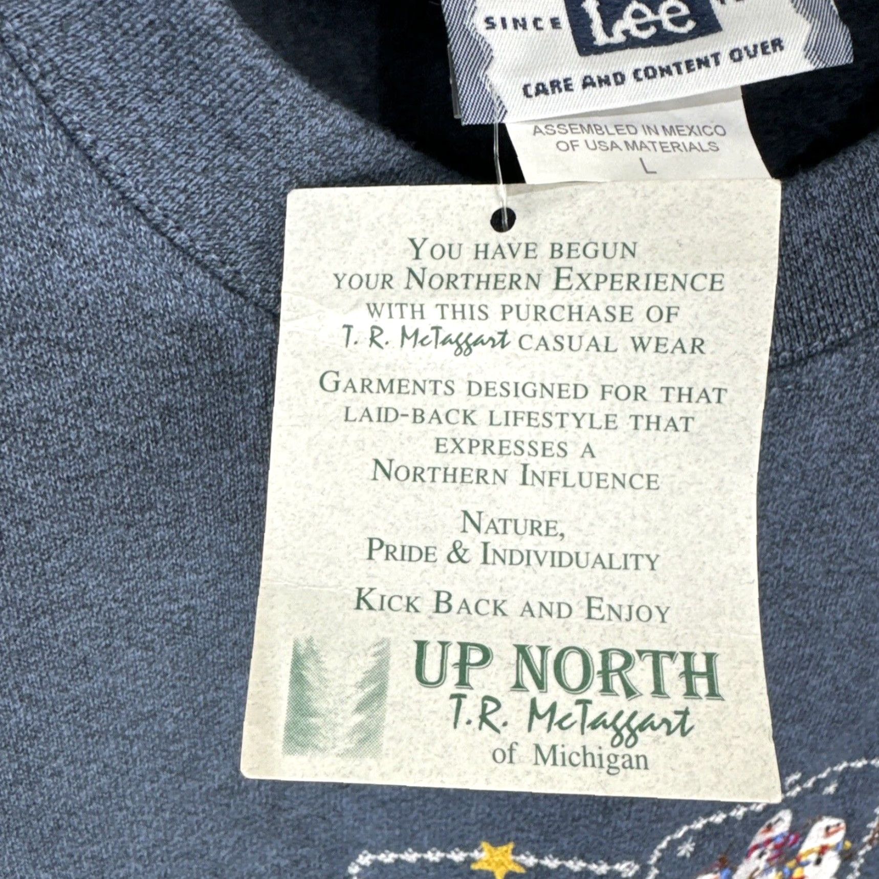 Vintage VINTAGE Lee Snow Happens Sweatshirt Gray L Adults Casual 1990s Winter Embroidered Snowman Grunge Men’s or Women’s Size US L / EU 52-54 / 3 - 4 Thumbnail
