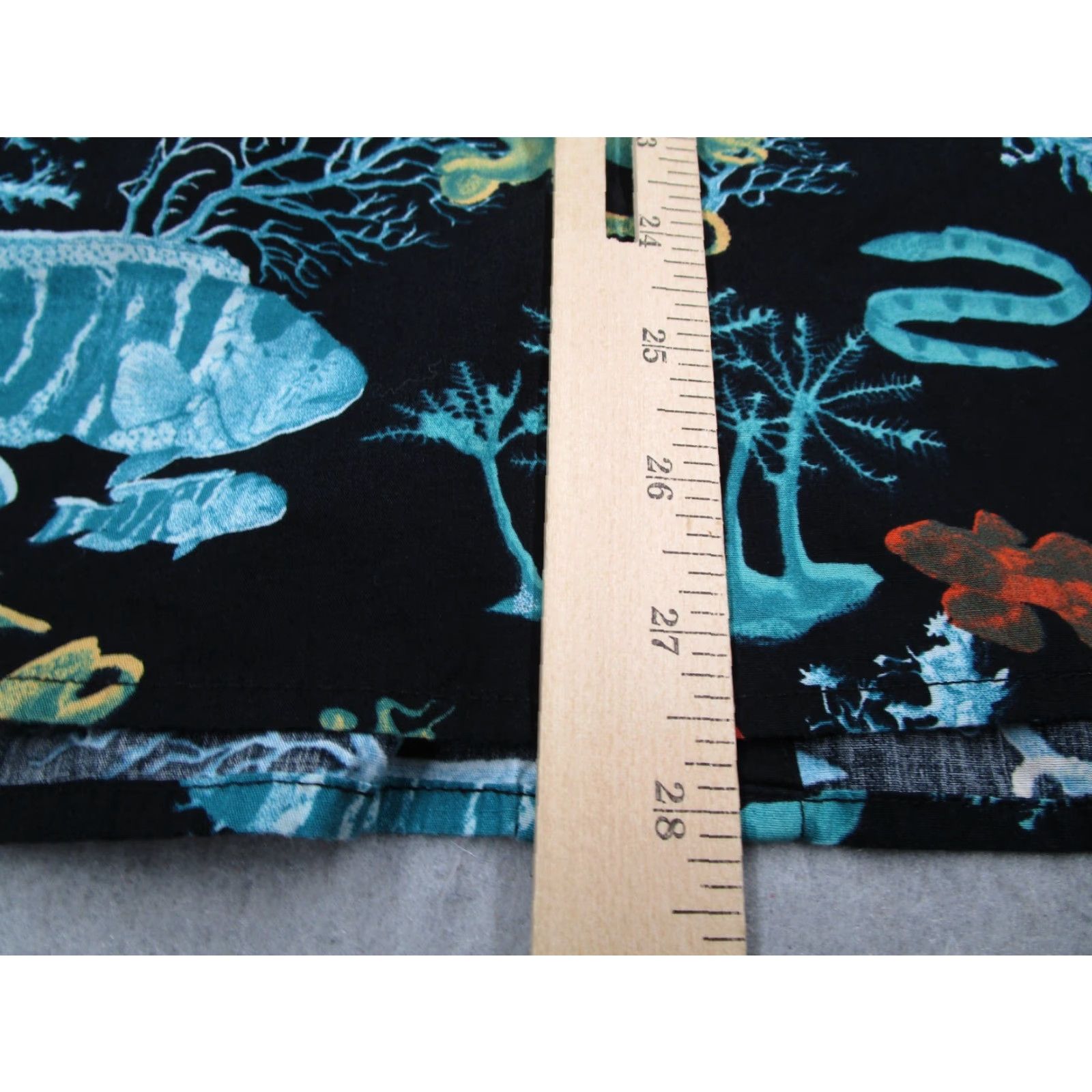 Vintage LRG Shirt Men Large Black Short Sleeve Button Up Hawaiian Fish Octopus Monkey Graphic Mens Size US L / EU 52-54 / 3 - 7 Thumbnail