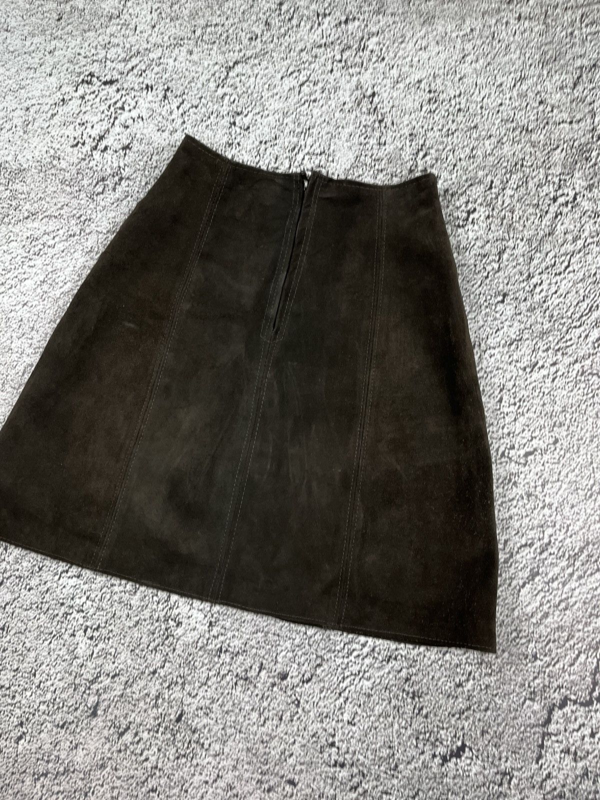 Vintage Vintage 70s Leather Brown Suede Skirt Retro AvantGarde Size 25" / US 0 / IT 36 - 3 Thumbnail
