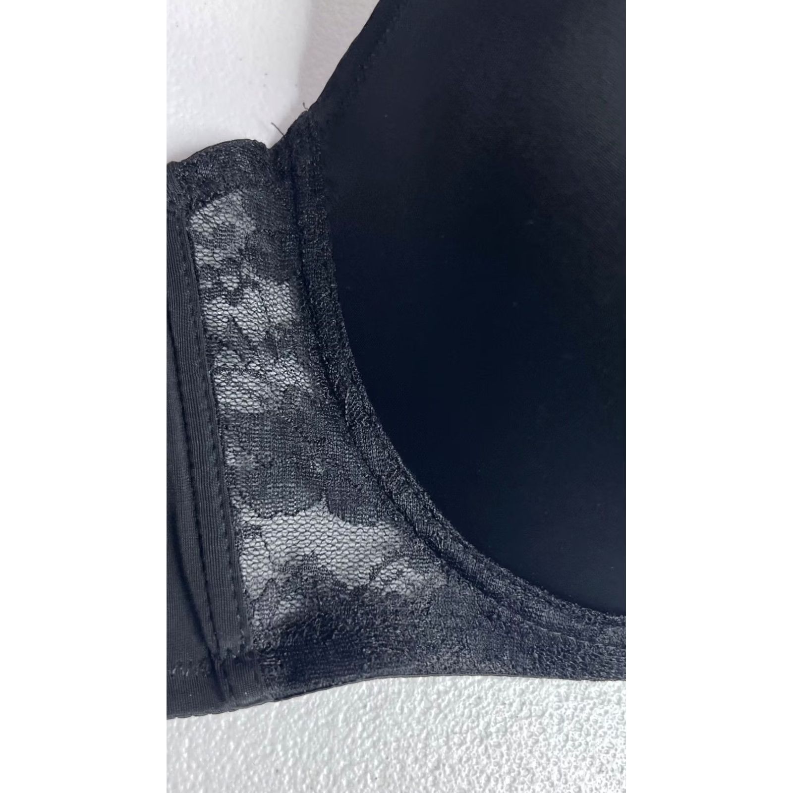 Vintage Angelina Bra Lightly Padded Underwire Convertible Straps Womens 36DDD Black Lace 68589 Size ONE SIZE - 6 Thumbnail