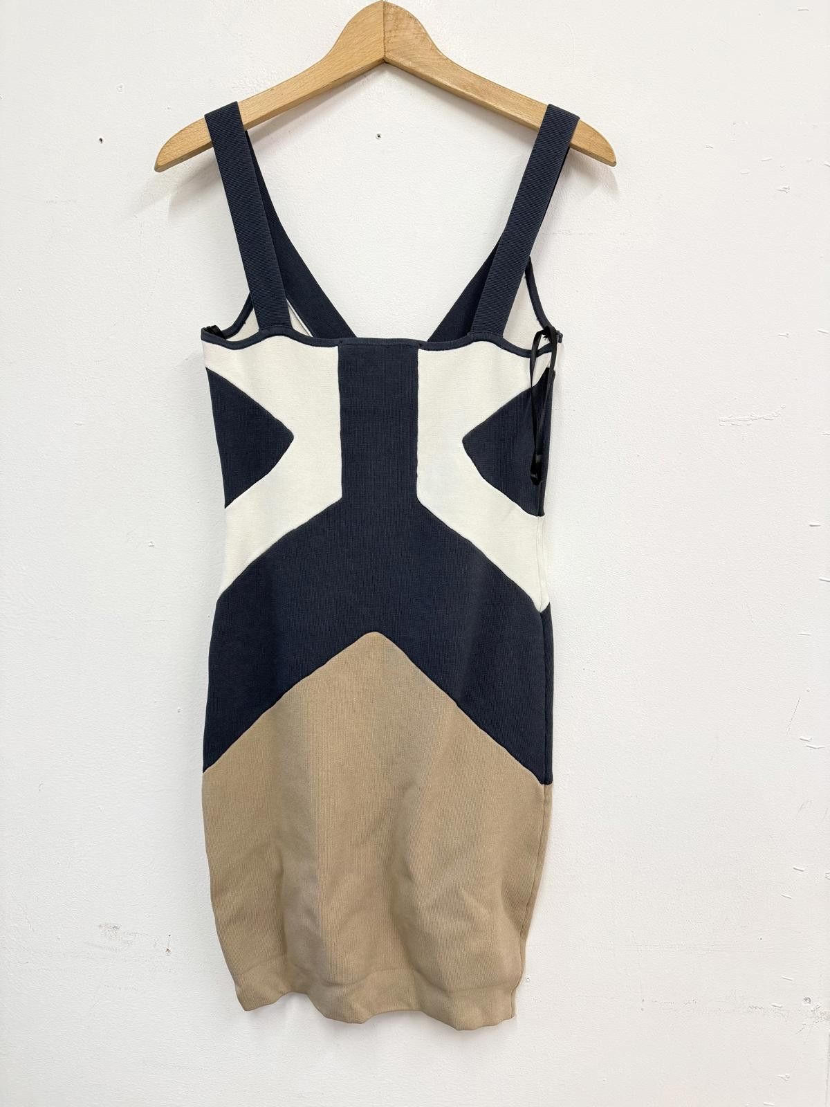 French Connection French Connection Colourblock Bodycon Dress Size UK 12 Size M / US 6-8 / IT 42-44 - 4 Thumbnail