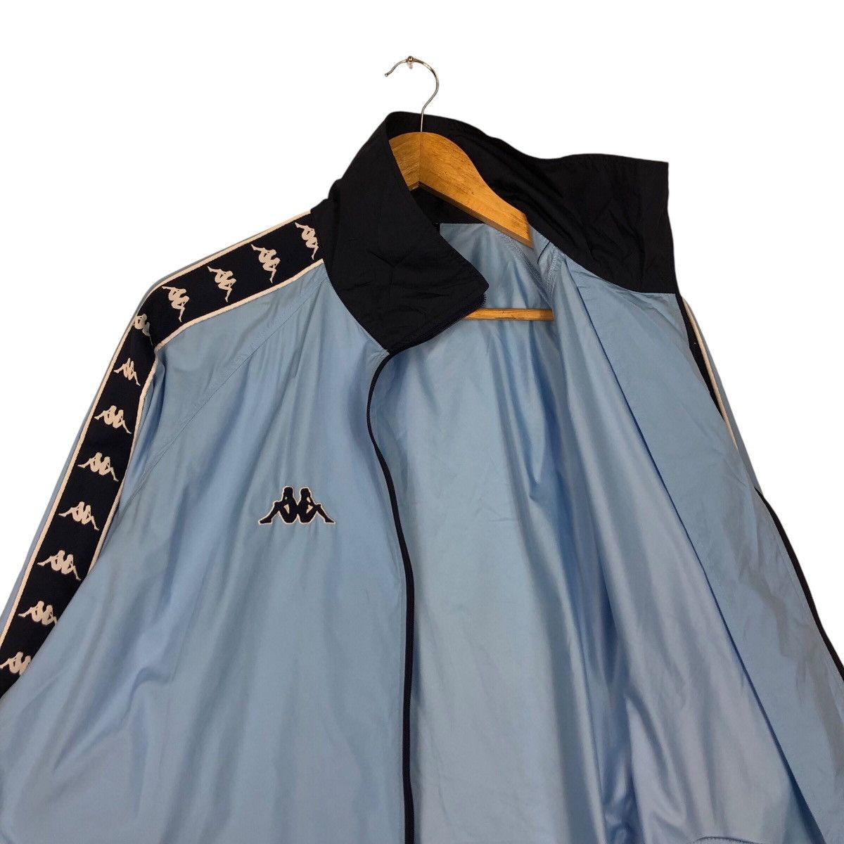 Kappa × Vintage Vintage Kappa Windbreaker Light Jacket Side Tape XL Size US XL / EU 56 / 4 - 10 Thumbnail