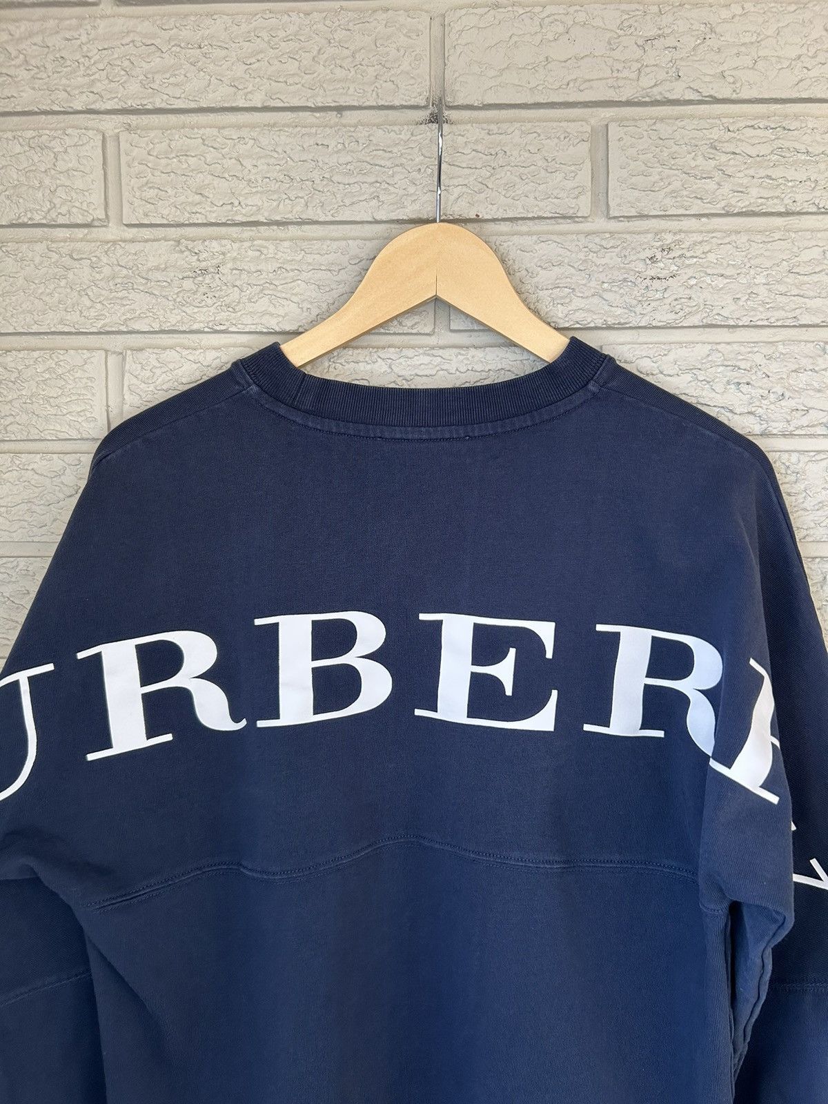 Burberry Burberry Big Logo Spell Out Long Sleeve Size US S / EU 44-46 / 1 - 5 Thumbnail