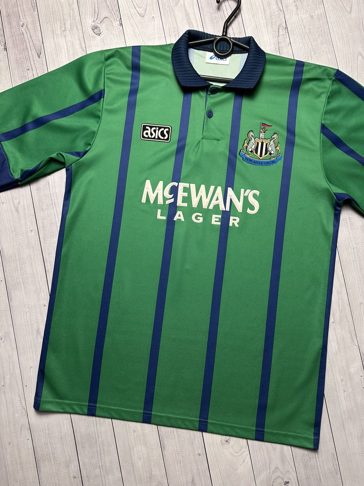 Other Vintage New Castle soccer jersey asics rare size L green Size US L / EU 52-54 / 3 - 2 Thumbnail