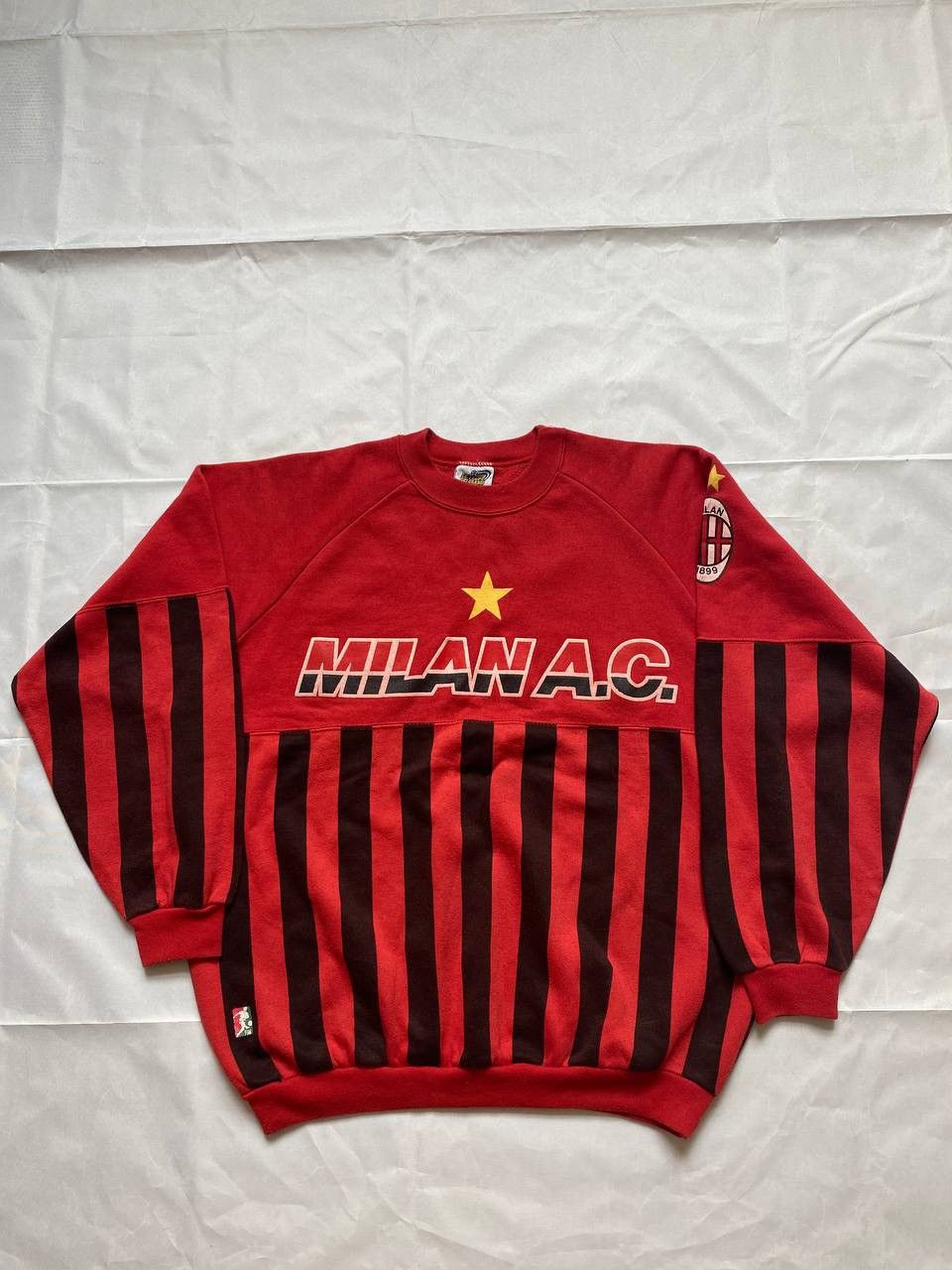 Vintage AC Milan Sweatshirt Crewneck Vintage 1990s Red Football Size US L / EU 52-54 / 3 - 1 Thumbnail