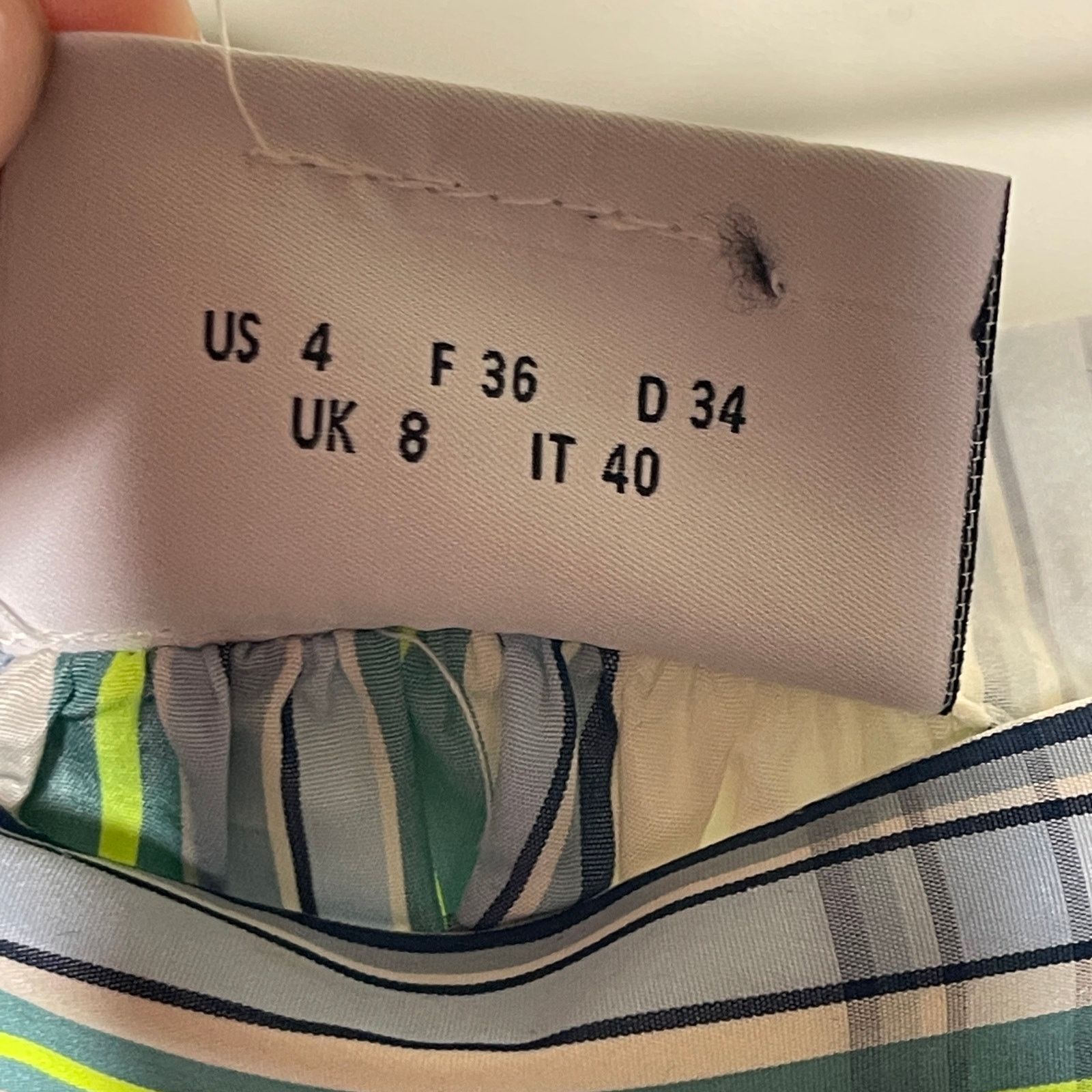 Akris Akris Punto Check Print Midi Skirt Sz 4 Size 27" / US 4 / IT 40 - 4 Thumbnail