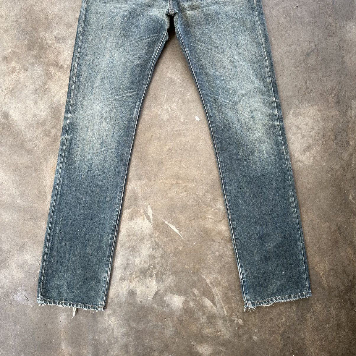 Japanese Brand Vintage Japanese Rusty Distressed Faded Denim Jean Pant W33 Size US 33 - 2 Thumbnail