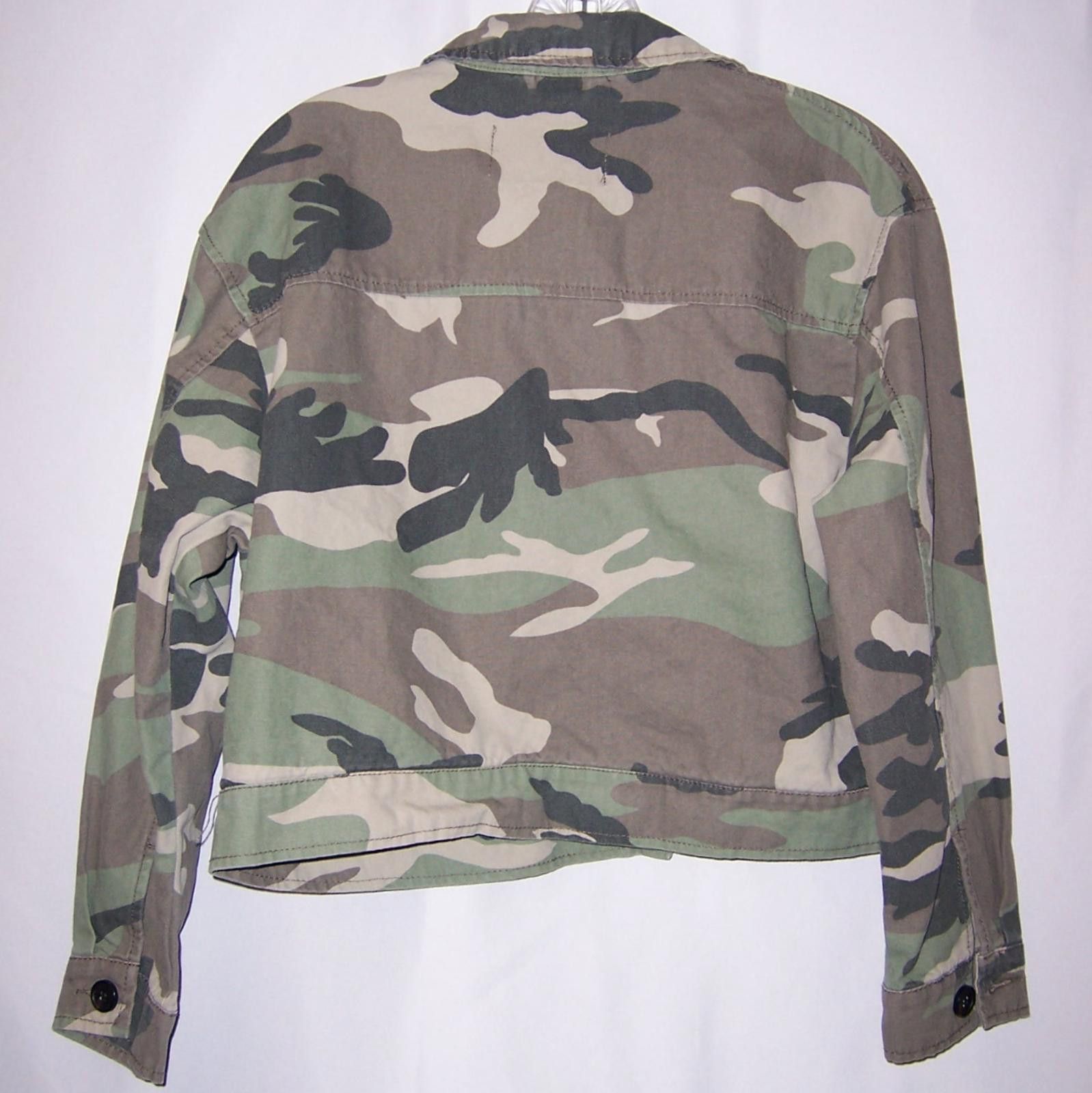 Pull & Bear Pull & Bear Women's Cropped Camo Jacket - Small Size S / US 4 / IT 40 - 2 Thumbnail