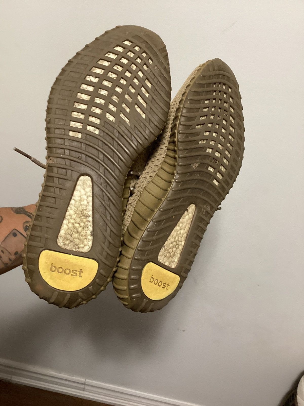 Yeezy Yeezy V2 earth Size US 13 / EU 46 - 4 Thumbnail
