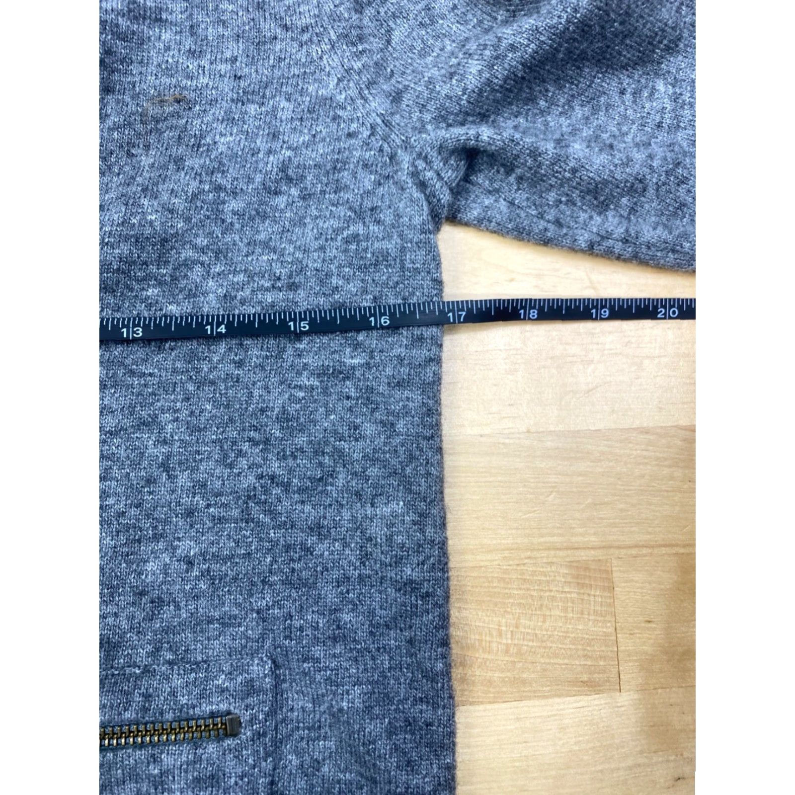 J.Crew J.CREW Cardigan Sweater Womens XS Gray Wool Cashmere Blend V-Neck Size XS / US 0-2 / IT 36-38 - 5 Thumbnail