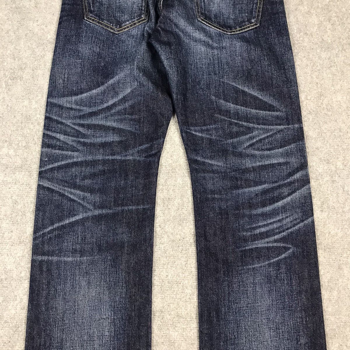 JAPAN UNIQLO DISTRESSED STYLE DENIM BLUE JEANS PANTS
