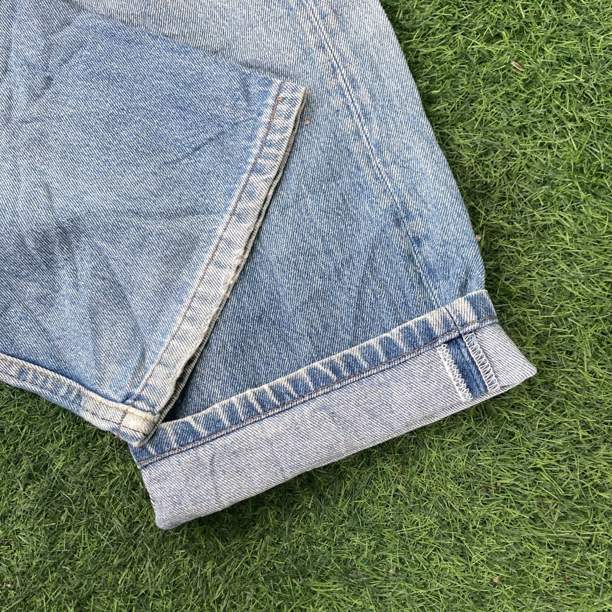 Levi's × Levi's Vintage Clothing × Vintage VINTAGE 90s LEVI’S 501 DISTRESSED JEANS Size US 34 / EU 50 - 5 Thumbnail