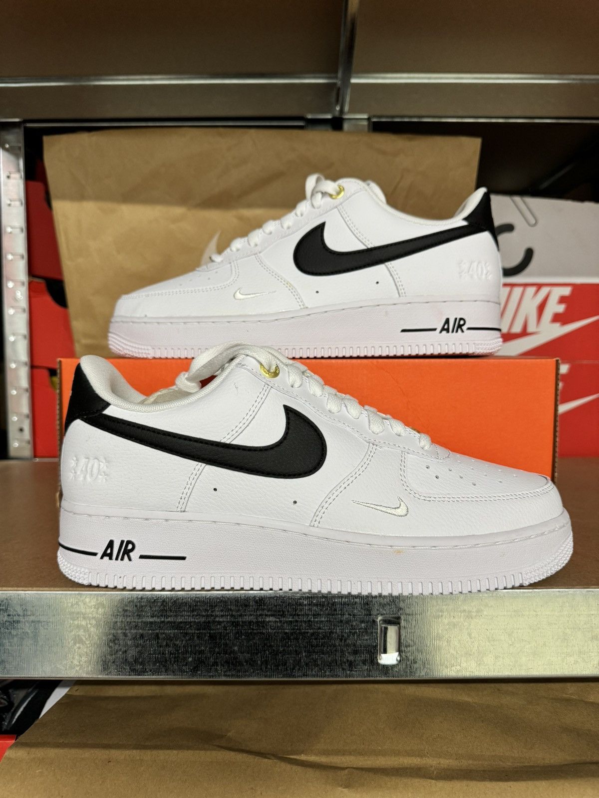 Nike Nike Air Force 1 Low 07 LV8 40th Anniversary Size US 9.5 / EU 42-43 - 1 Thumbnail