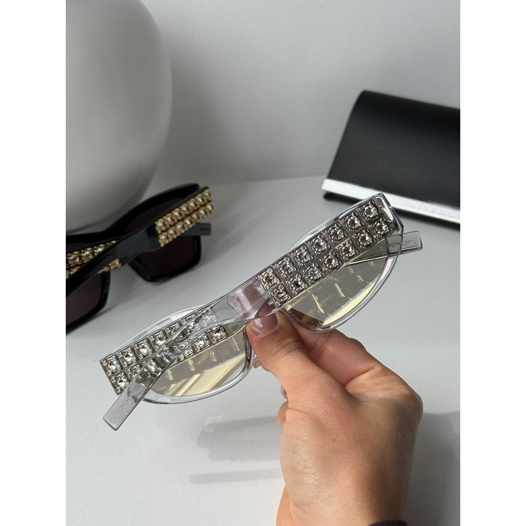 Givenchy NEW Givenchy GV40078U Cat Eye Mirror Crystal Sunglasses $700 Size ONE SIZE - 8 Thumbnail