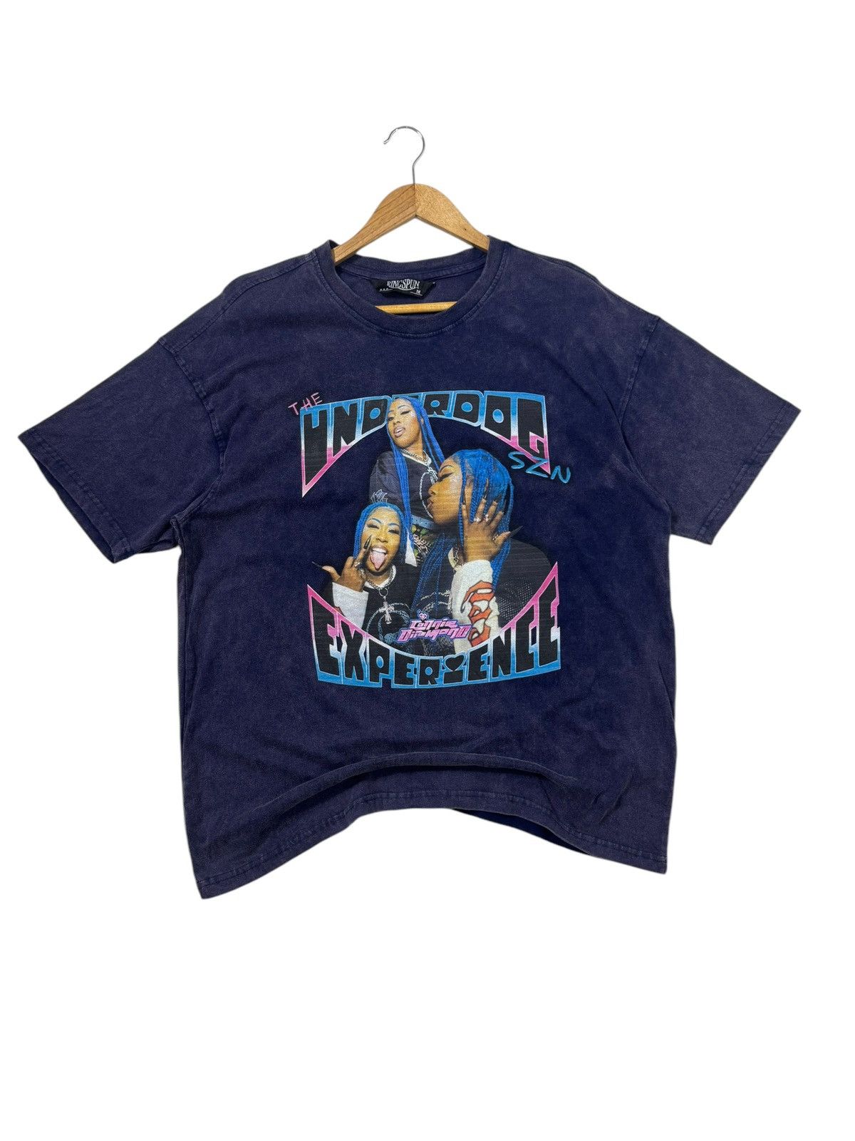 Band Tees × Ringspun Ringspun Connie Diiamond's "Underdog SZN Experience Size US M / EU 48-50 / 2 - 1 Thumbnail