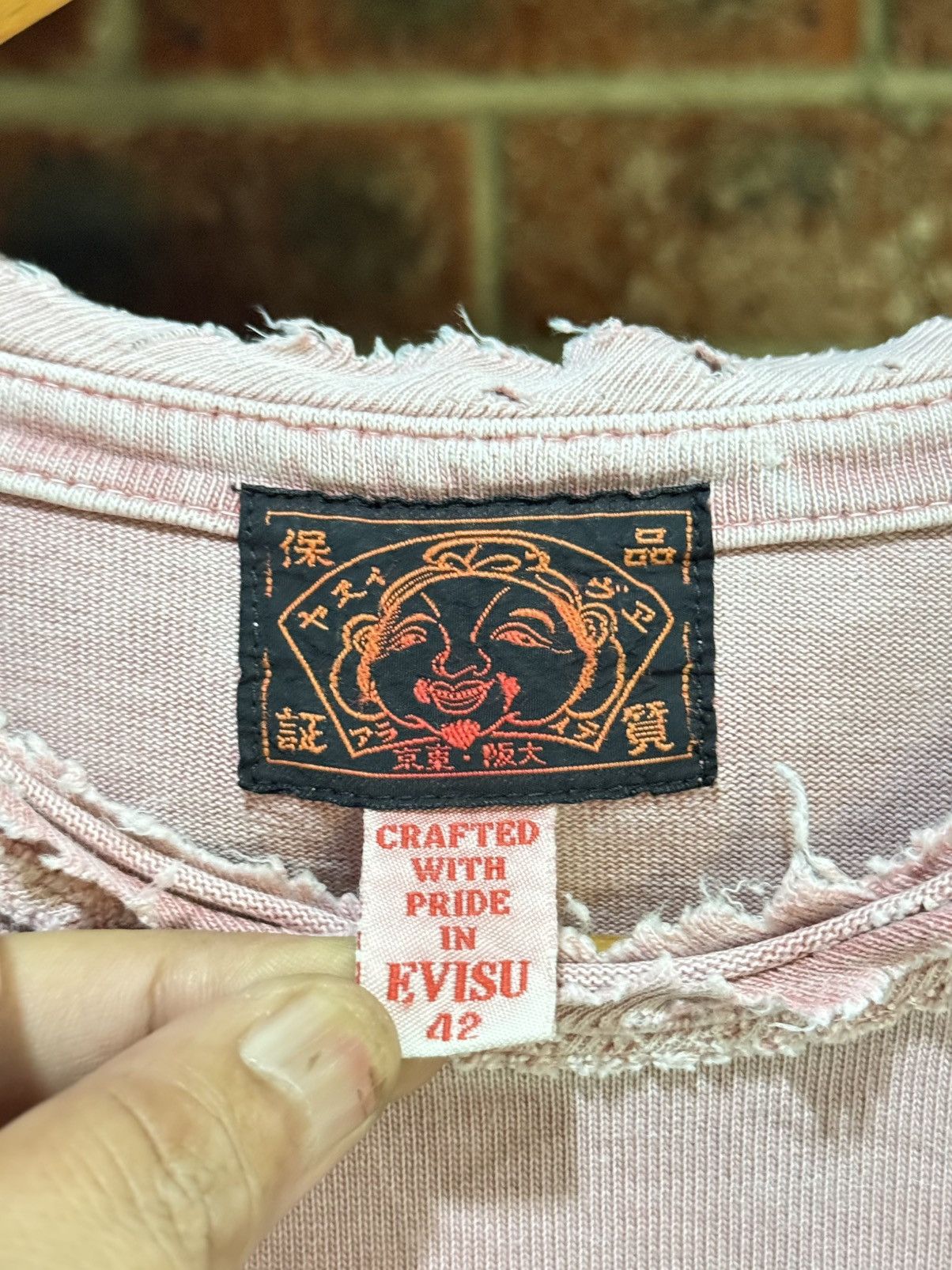 Evisu Thrashed Vintage Evisu Pocket Distressed Heavy Cotton Tee Size US L / EU 52-54 / 3 - 3 Thumbnail