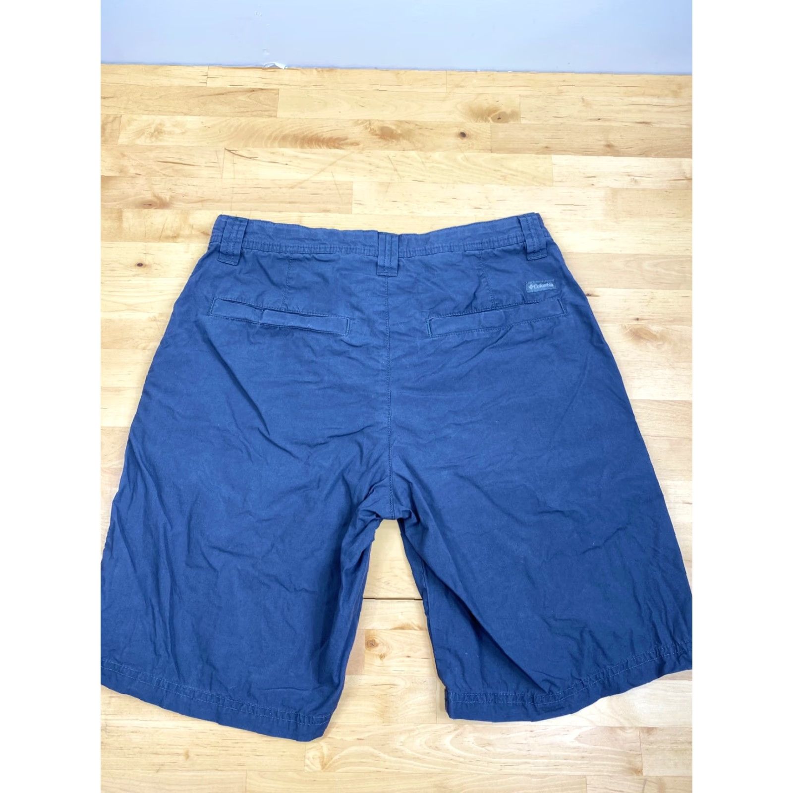 Vintage Columbia Mens Shorts 30 x 10 Navy Blue Lightweight Outdoor Hiking Cargo Nylon Regular Waist 34 Inseam 10 in Sung Blue? Size US 30 / EU 46 - 2 Thumbnail
