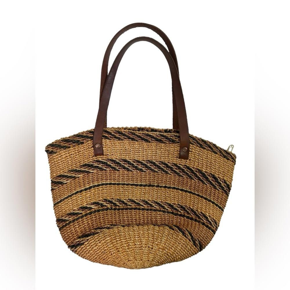 Designer Striped Woven Sisal Tote Bag Size ONE SIZE - 1 Thumbnail