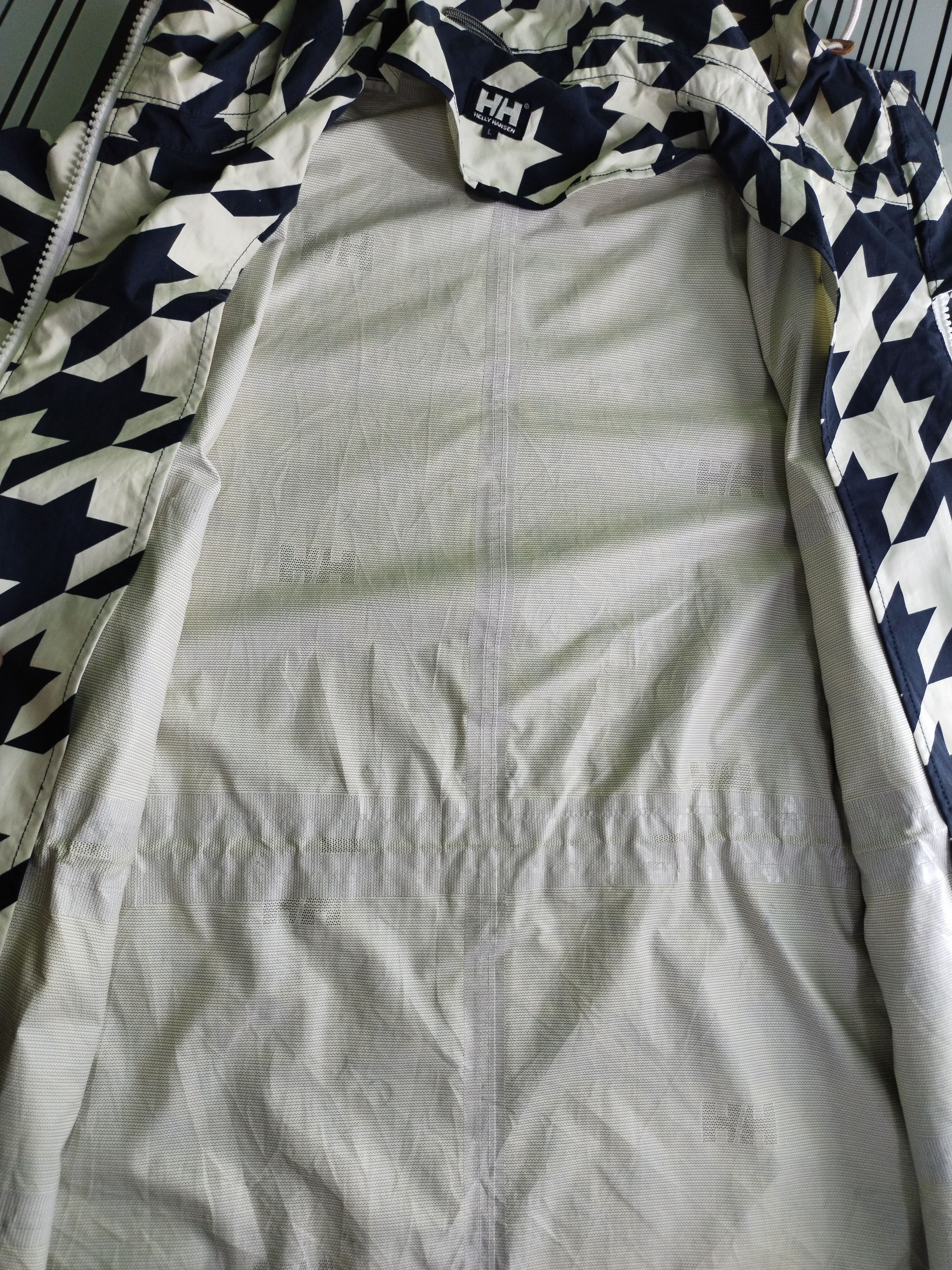 Helly Hansen Helly Hansen All Over Print Hoodie Jacket Size US M / EU 48-50 / 2 - 9 Thumbnail