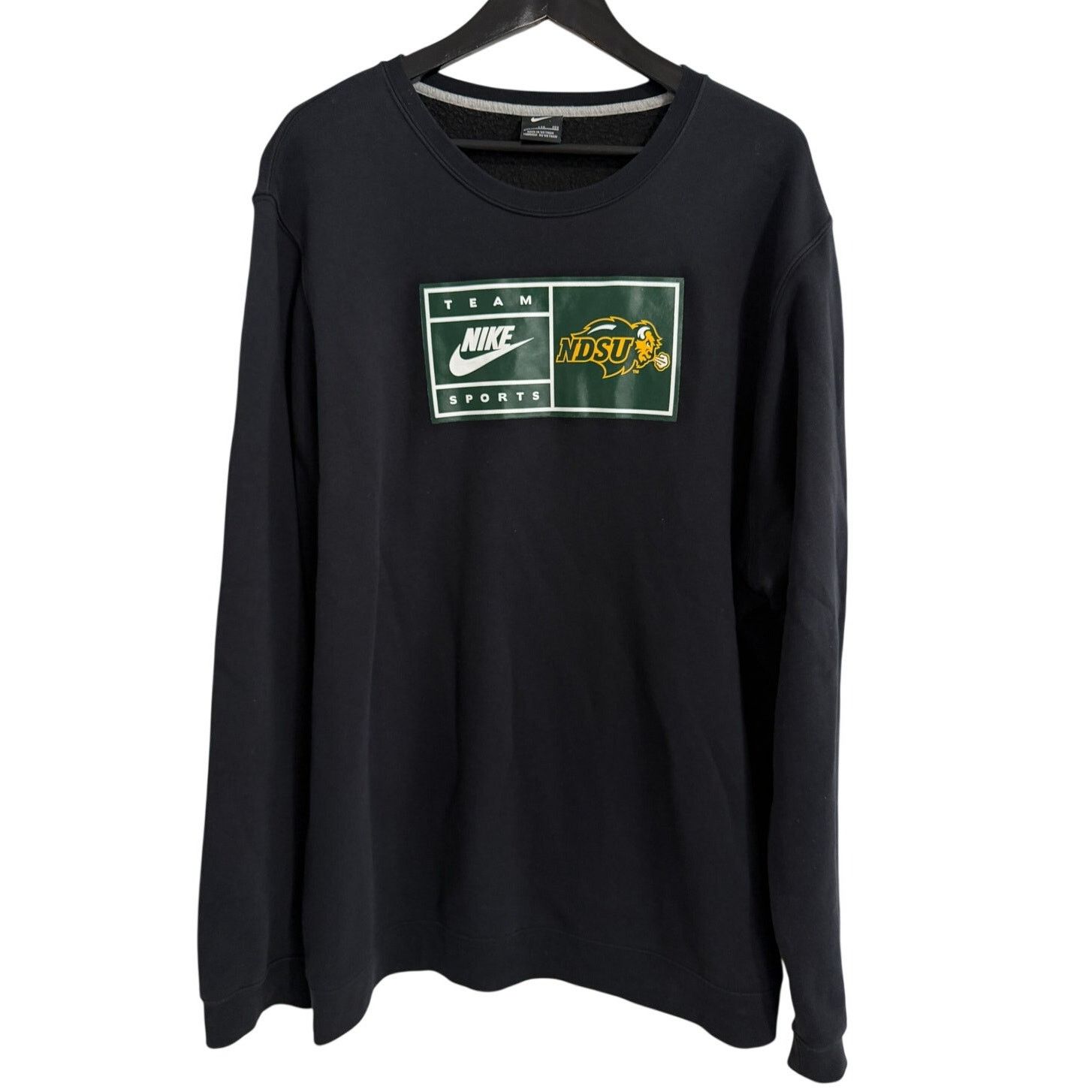 Nike NDSU Bison Nike Team Sports Crewneck Sweatshirt Size XXL Size US XXL / EU 58 / 5 - 1 Thumbnail