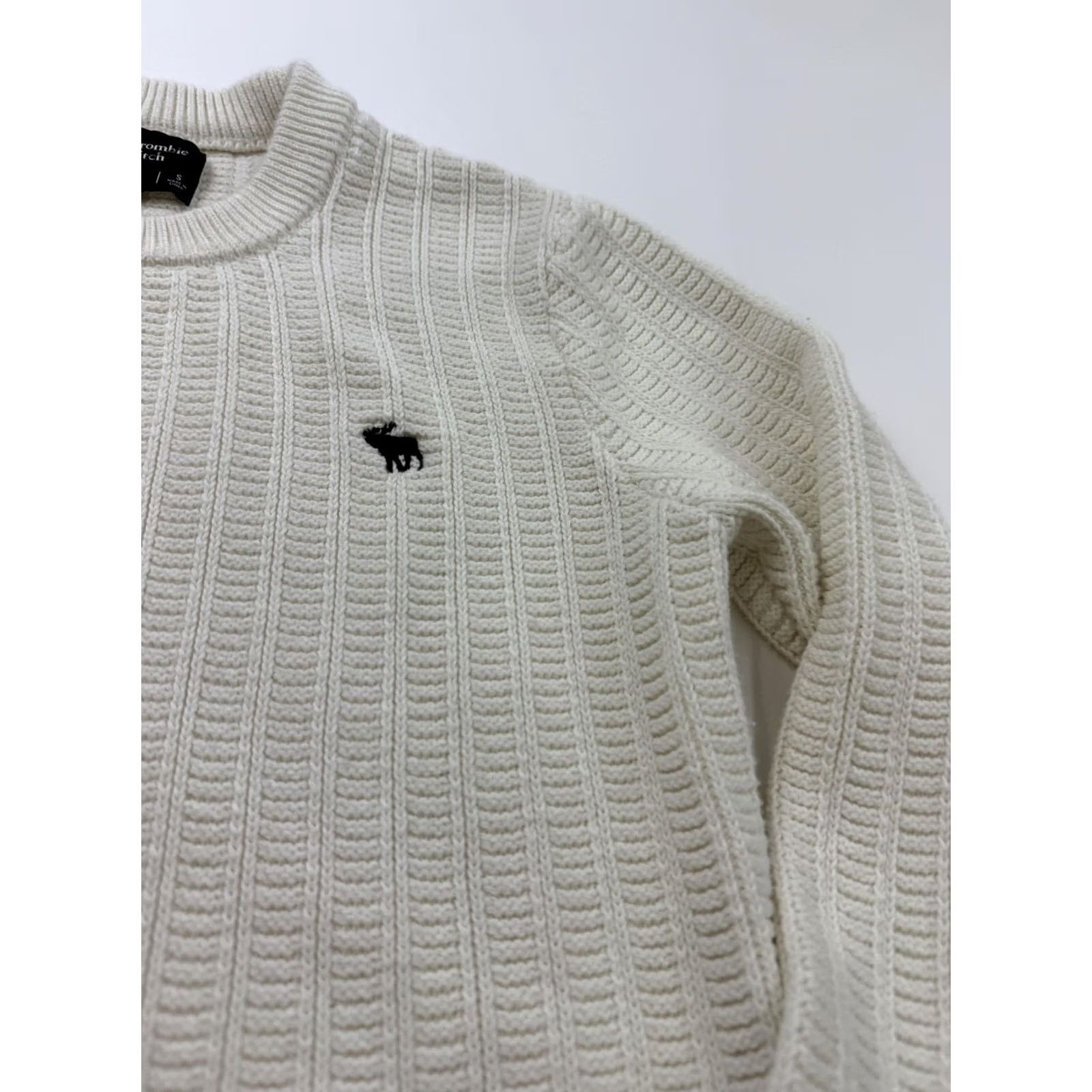 Abercrombie & Fitch Abercrombie & Fitch Sweater Mens Small White 100% Cotton Knit Pullover Logo Crew Neck Long Sleeve Casual Winter Regular Fit"} Size US S / EU 44-46 / 1 - 2 Thumbnail