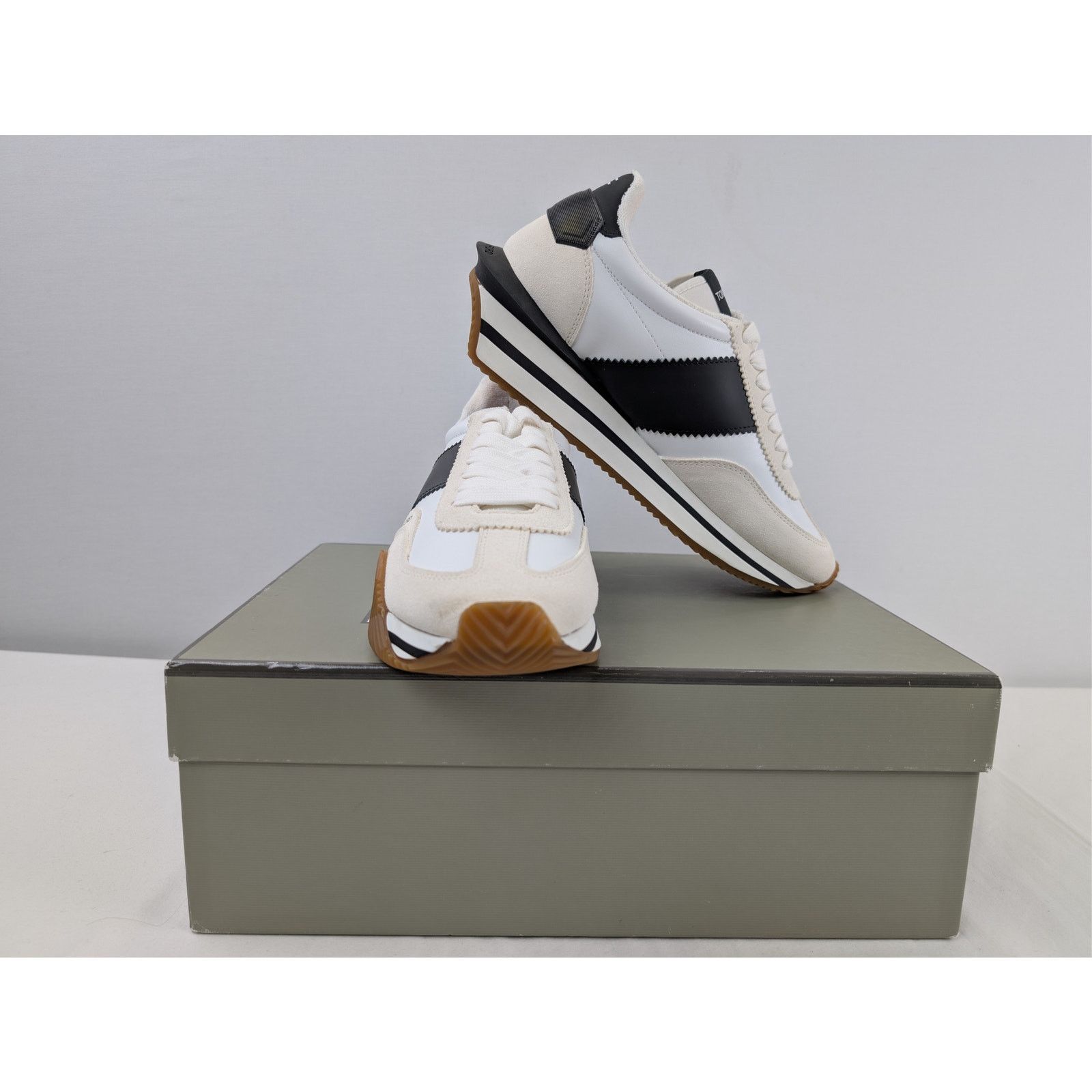 Tom Ford o1rshd1 Chunky Low top Sneaker in white/black/Brown Size US 10 / EU 43 - 18 Thumbnail